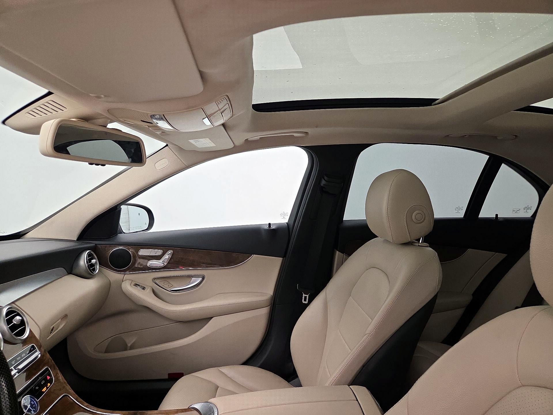 Thumbnail: 2017 Mercedes-Benz C-Class - 18