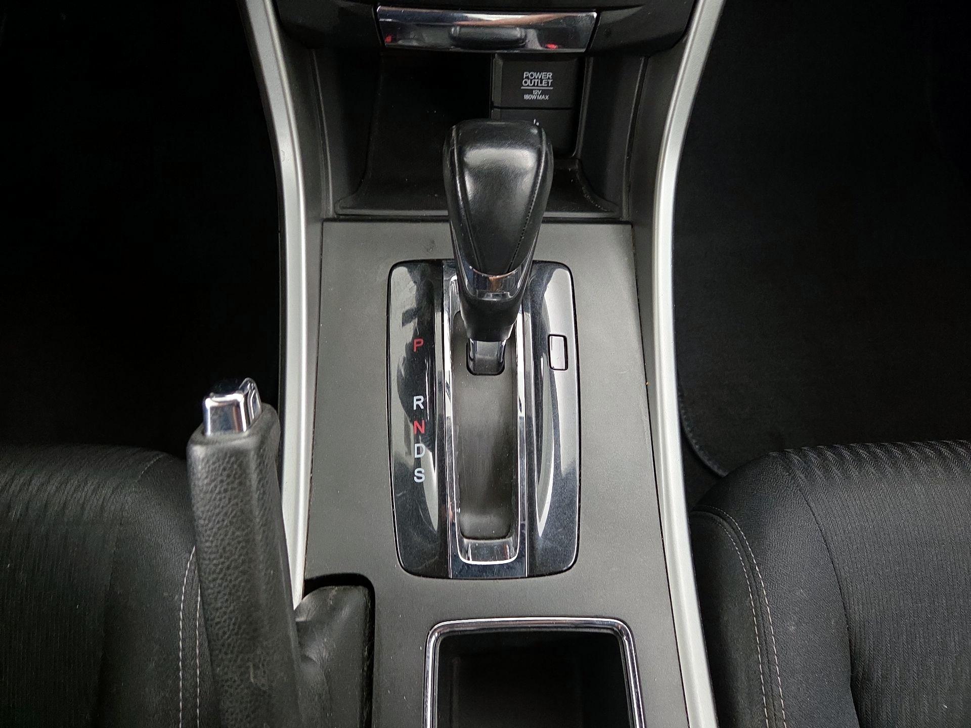 Thumbnail: 2014 Honda Accord - 17