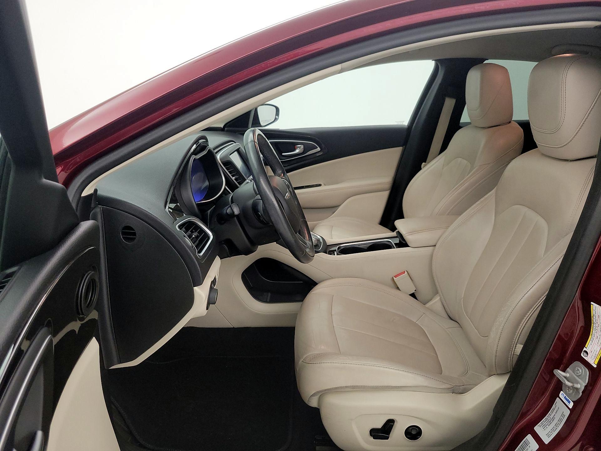 Thumbnail: 2015 Chrysler 200 - 11
