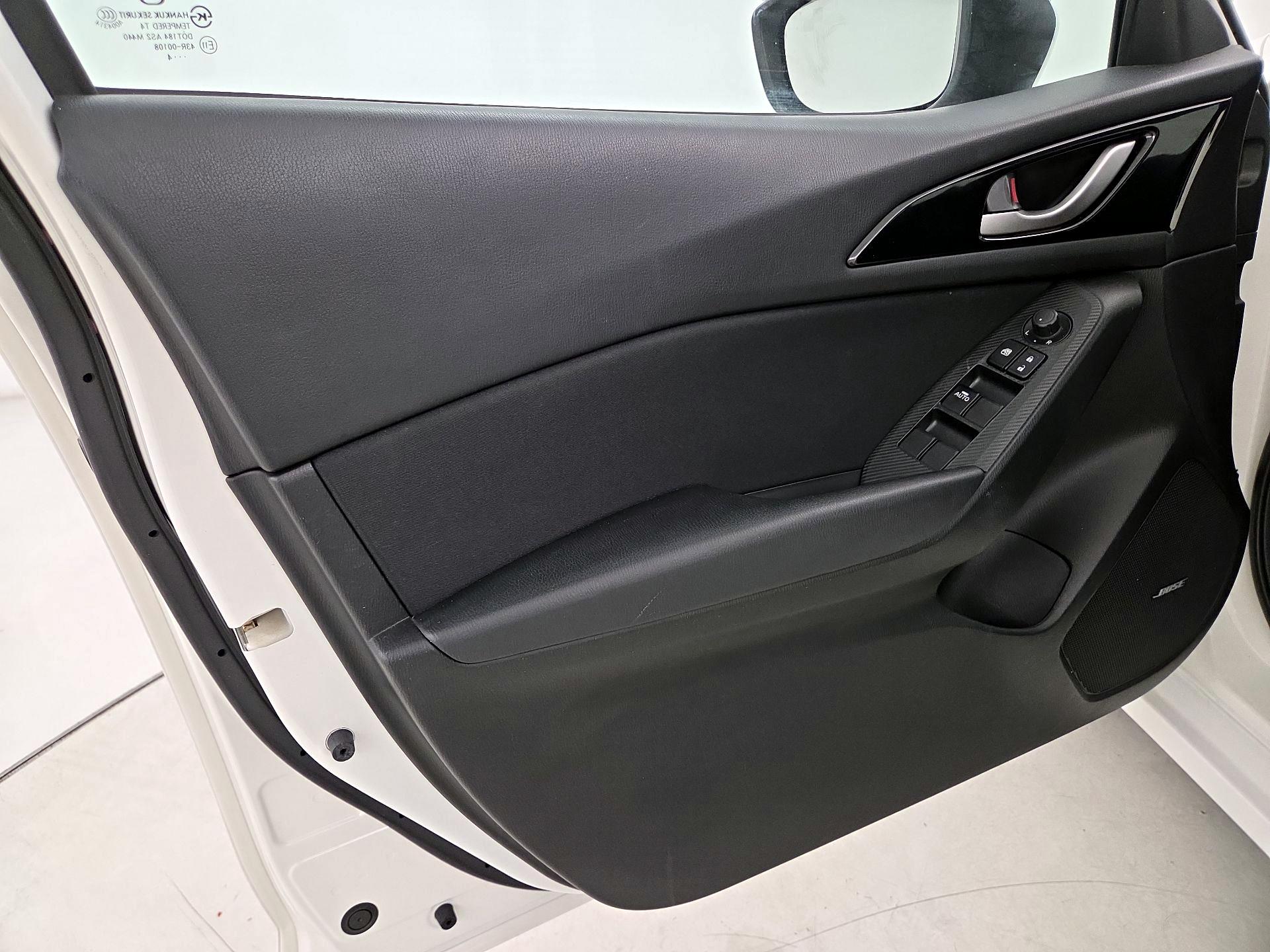 Thumbnail: 2014 Mazda Mazda3 - 12