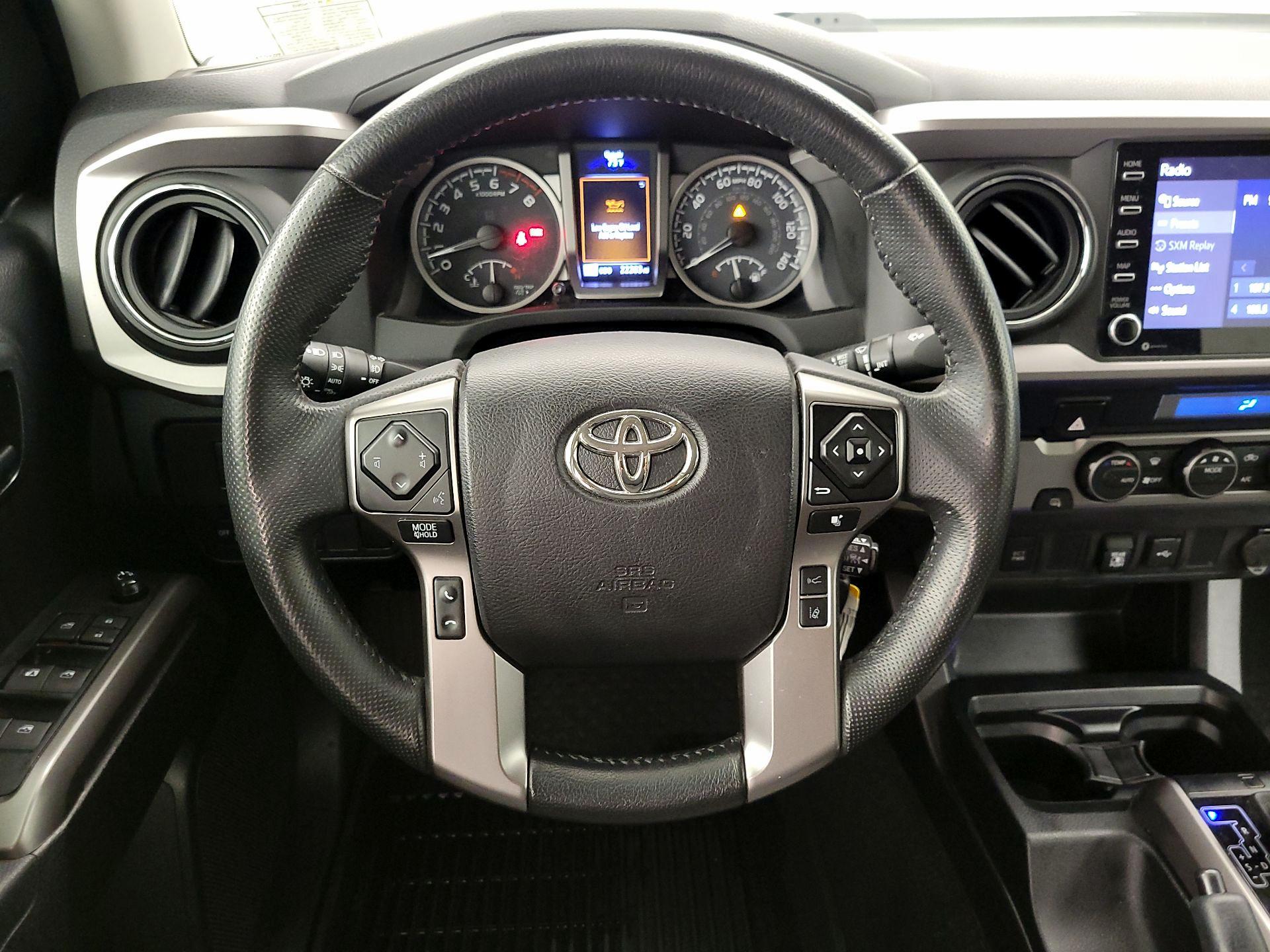 Thumbnail: 2022 Toyota Tacoma - 10