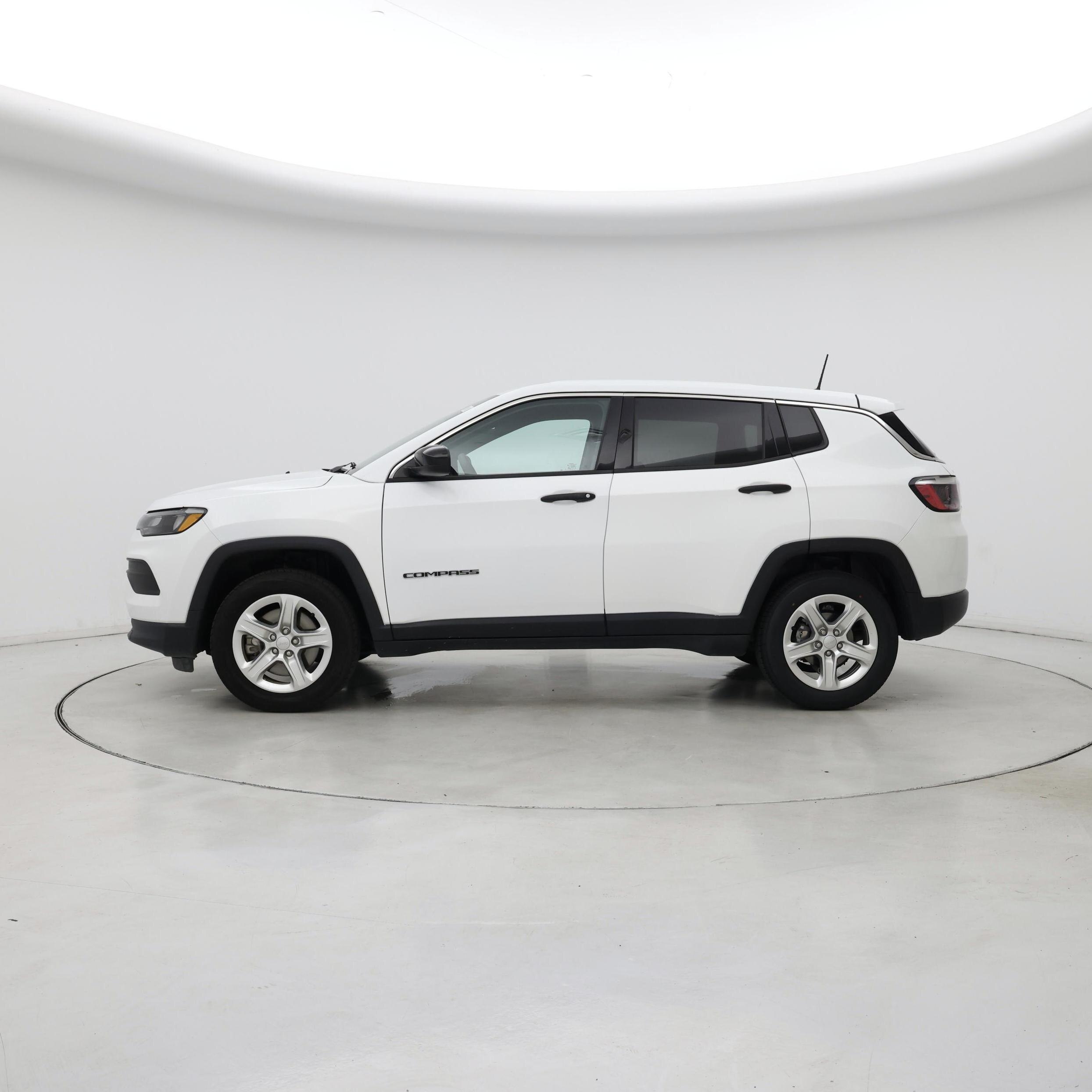 Thumbnail: 2023 Jeep Compass - 3