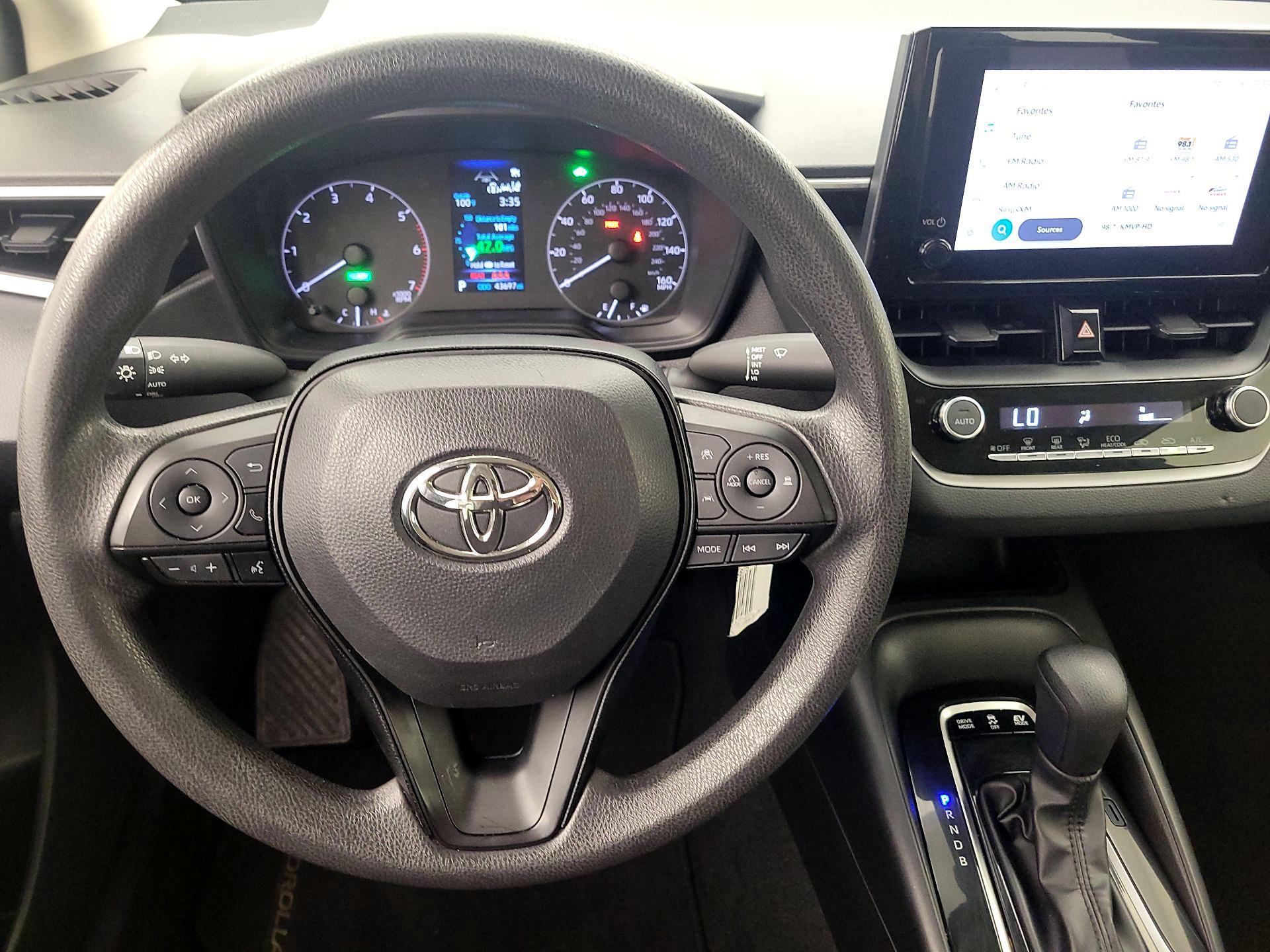 Thumbnail: 2023 Toyota Corolla - 10