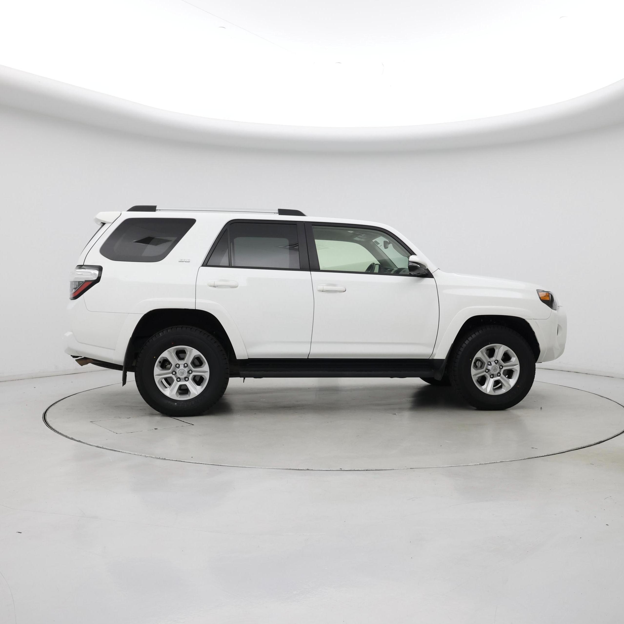 Thumbnail: 2024 Toyota 4Runner - 7
