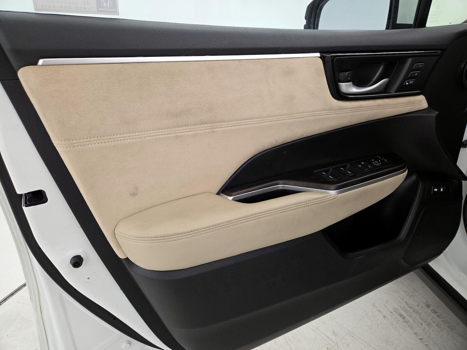 2020 Honda Clarity Touring - Photo 13