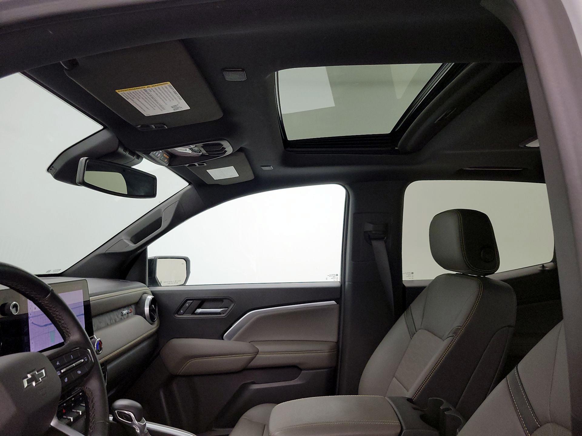 Thumbnail: 2024 Chevrolet Colorado - 20