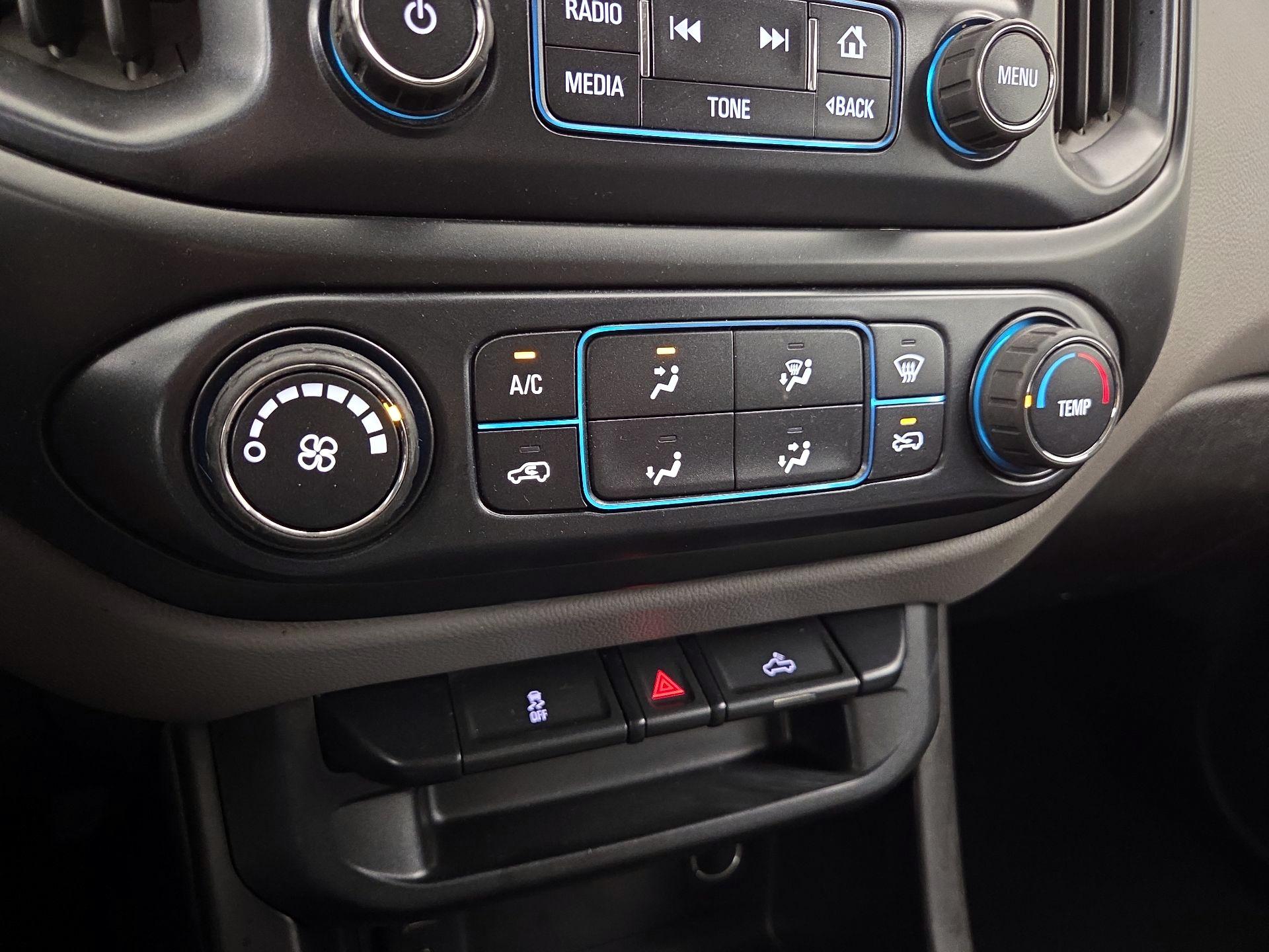 Thumbnail: 2016 Chevrolet Colorado - 16