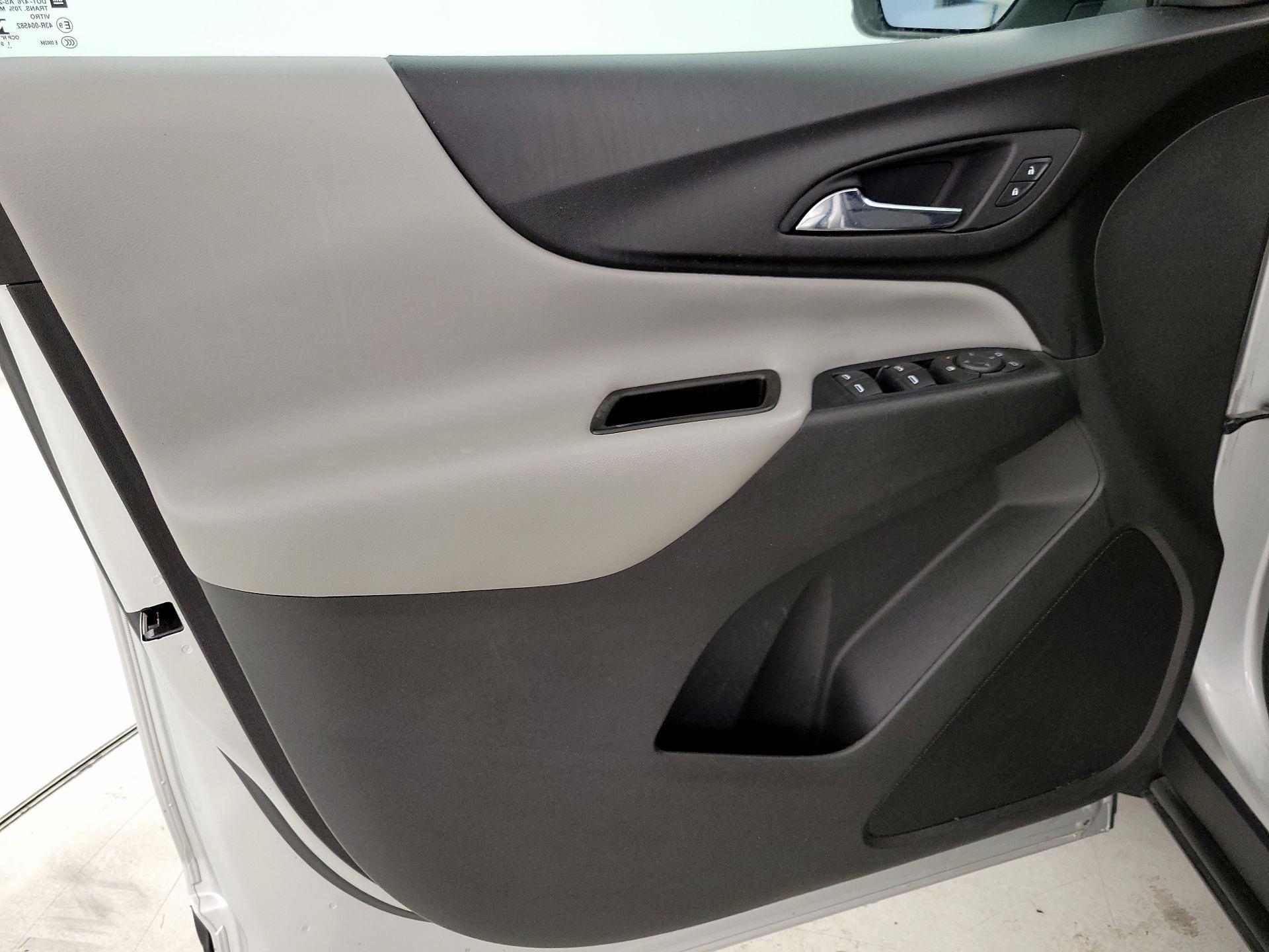 Thumbnail: 2020 Chevrolet Equinox - 12