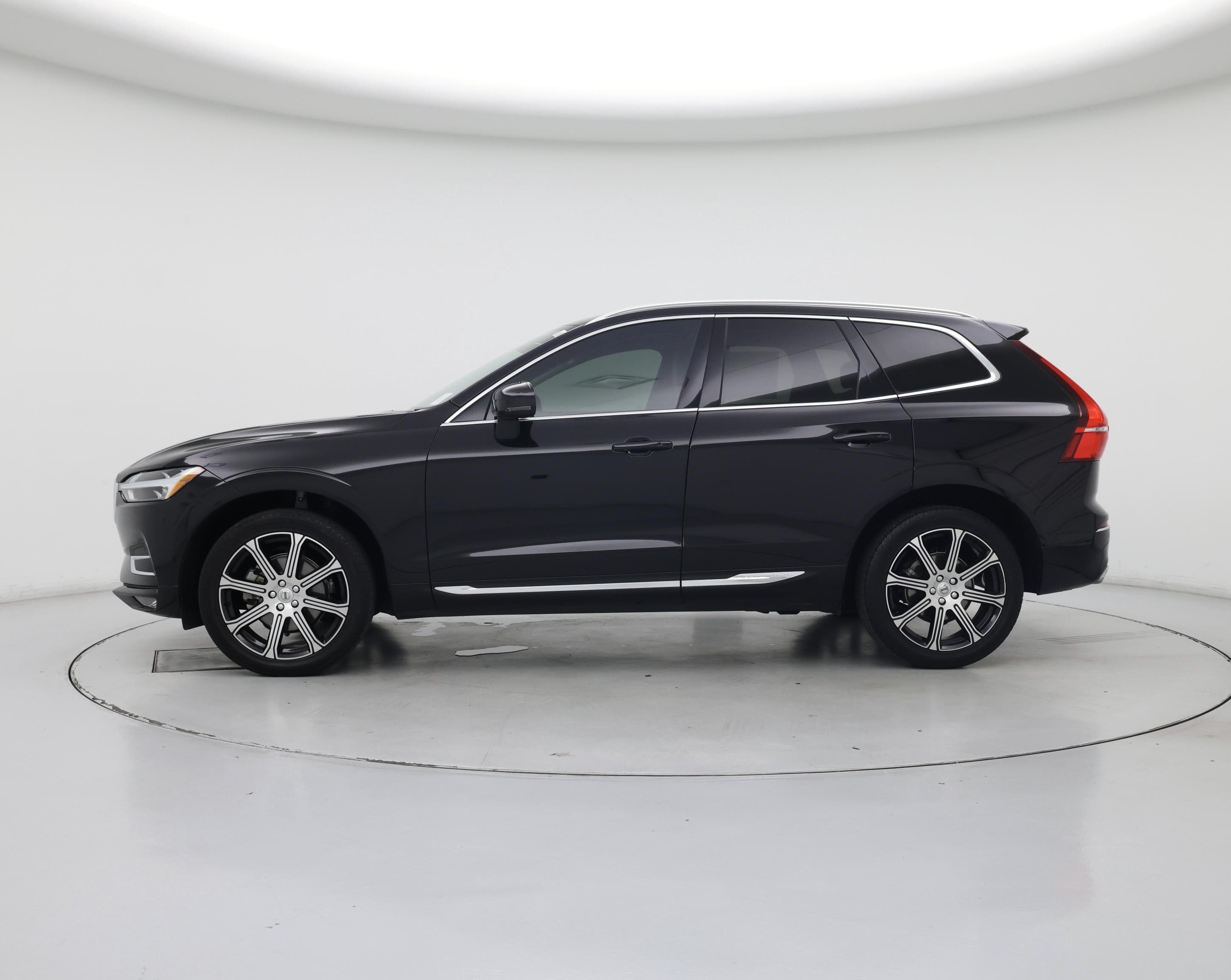 Thumbnail: 2020 Volvo XC60 - 3