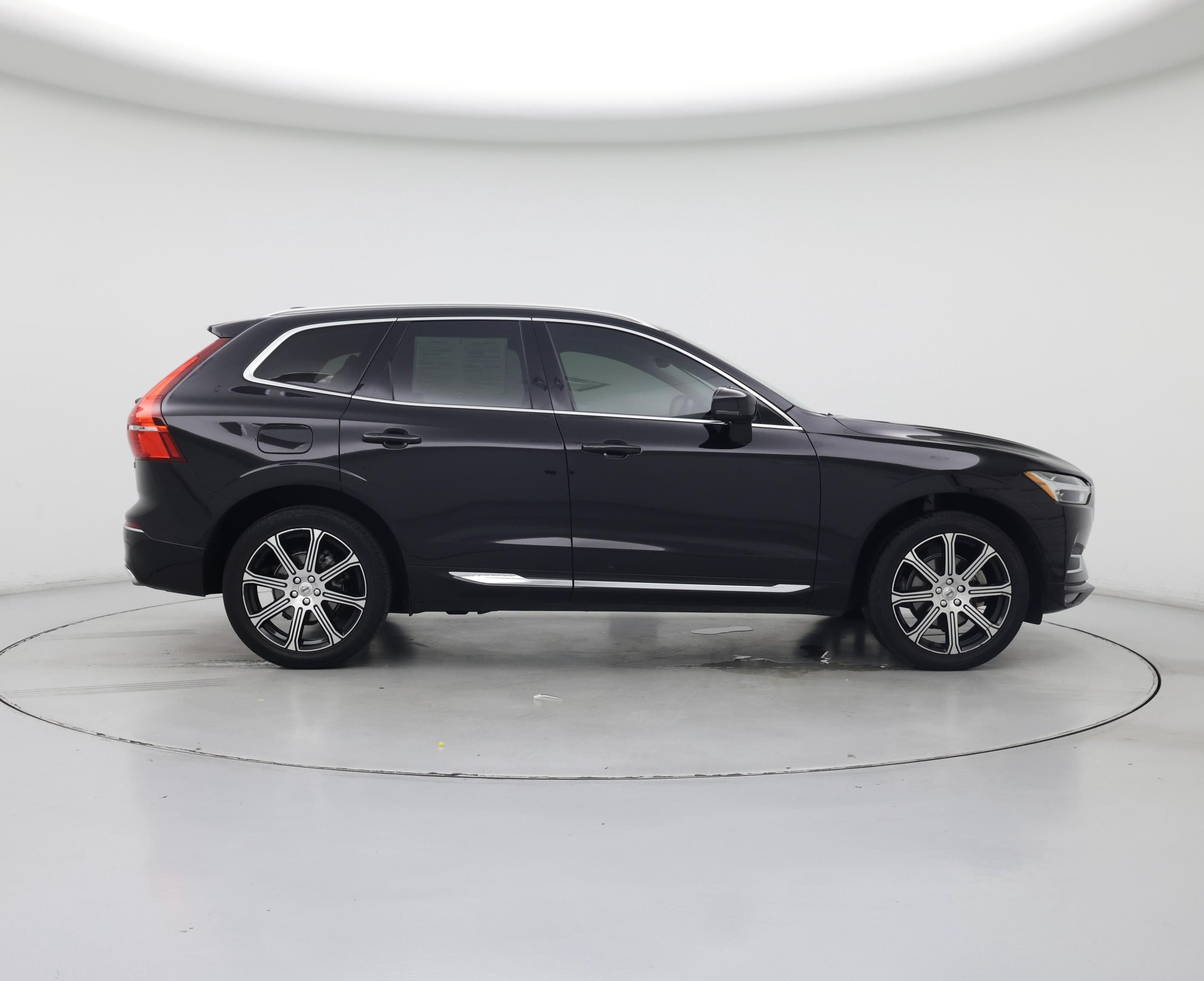 Thumbnail: 2020 Volvo XC60 - 7