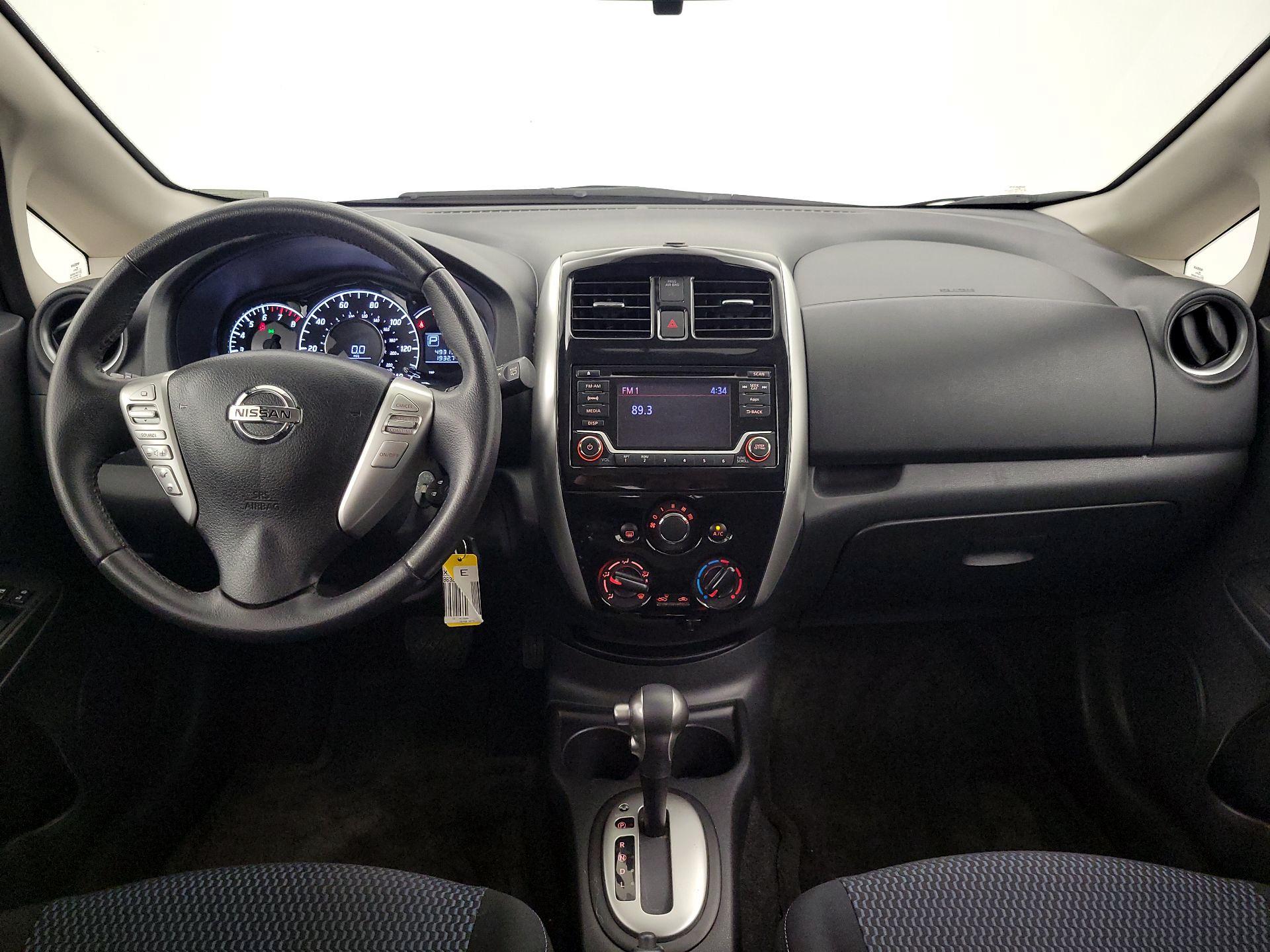 Thumbnail: 2016 Nissan Versa Note - 9
