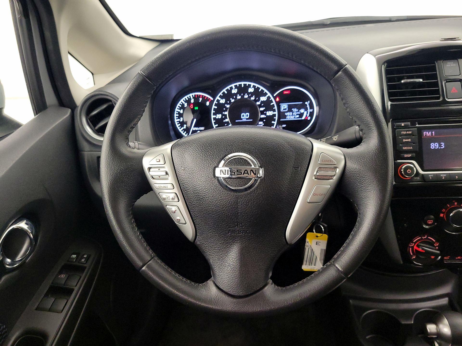 Thumbnail: 2016 Nissan Versa Note - 10