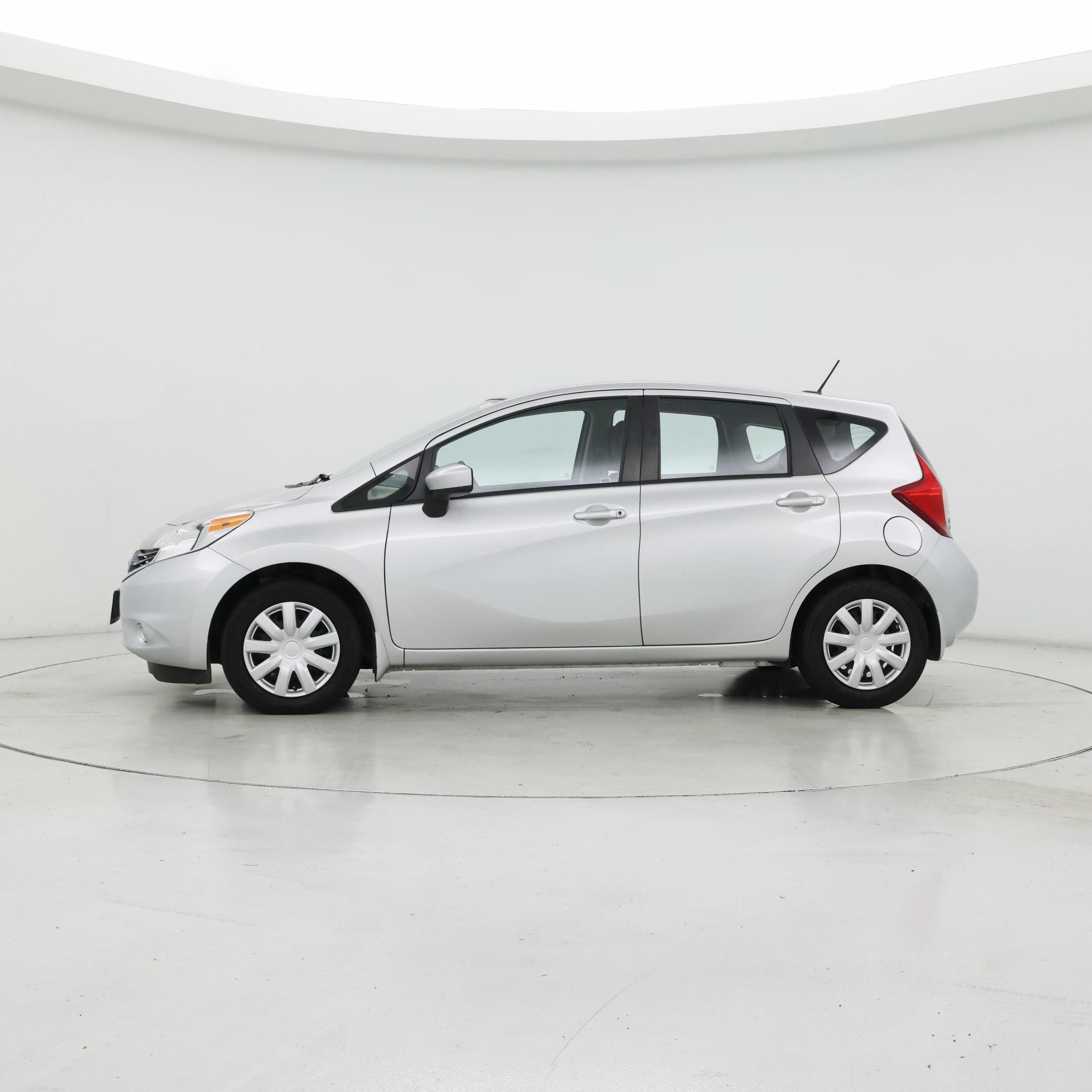 Thumbnail: 2016 Nissan Versa Note - 3