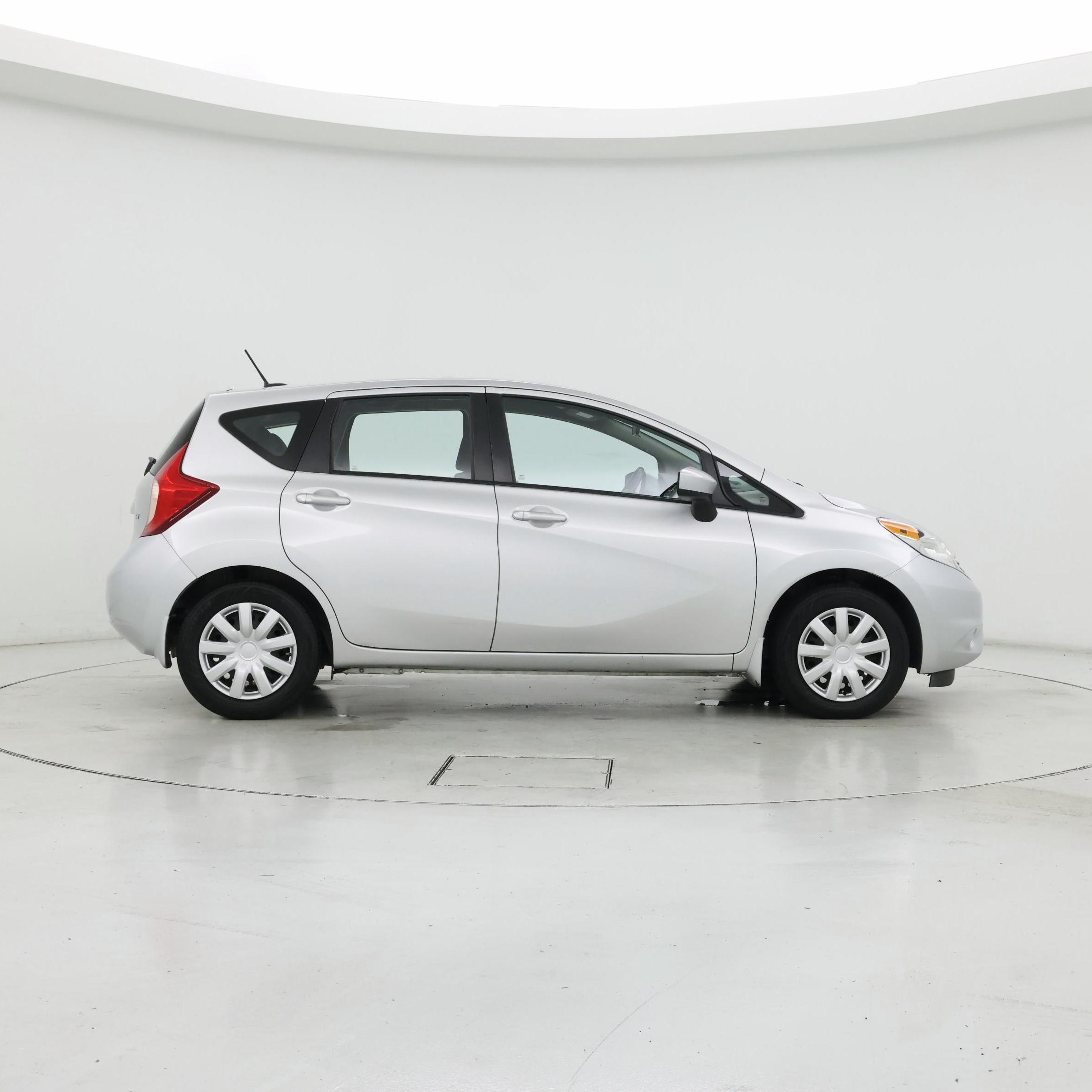 Thumbnail: 2016 Nissan Versa Note - 7