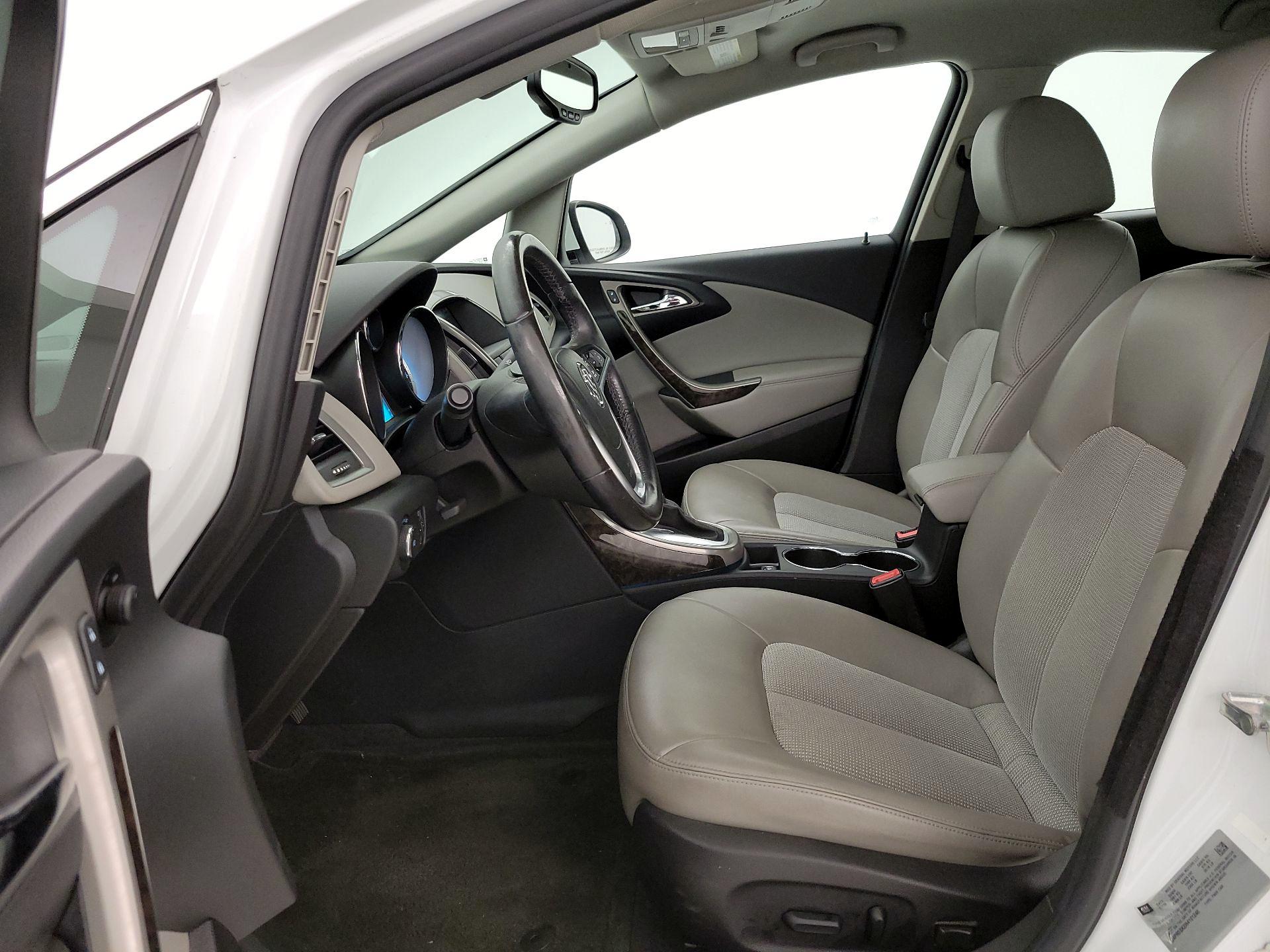 Thumbnail: 2017 Buick Verano - 11