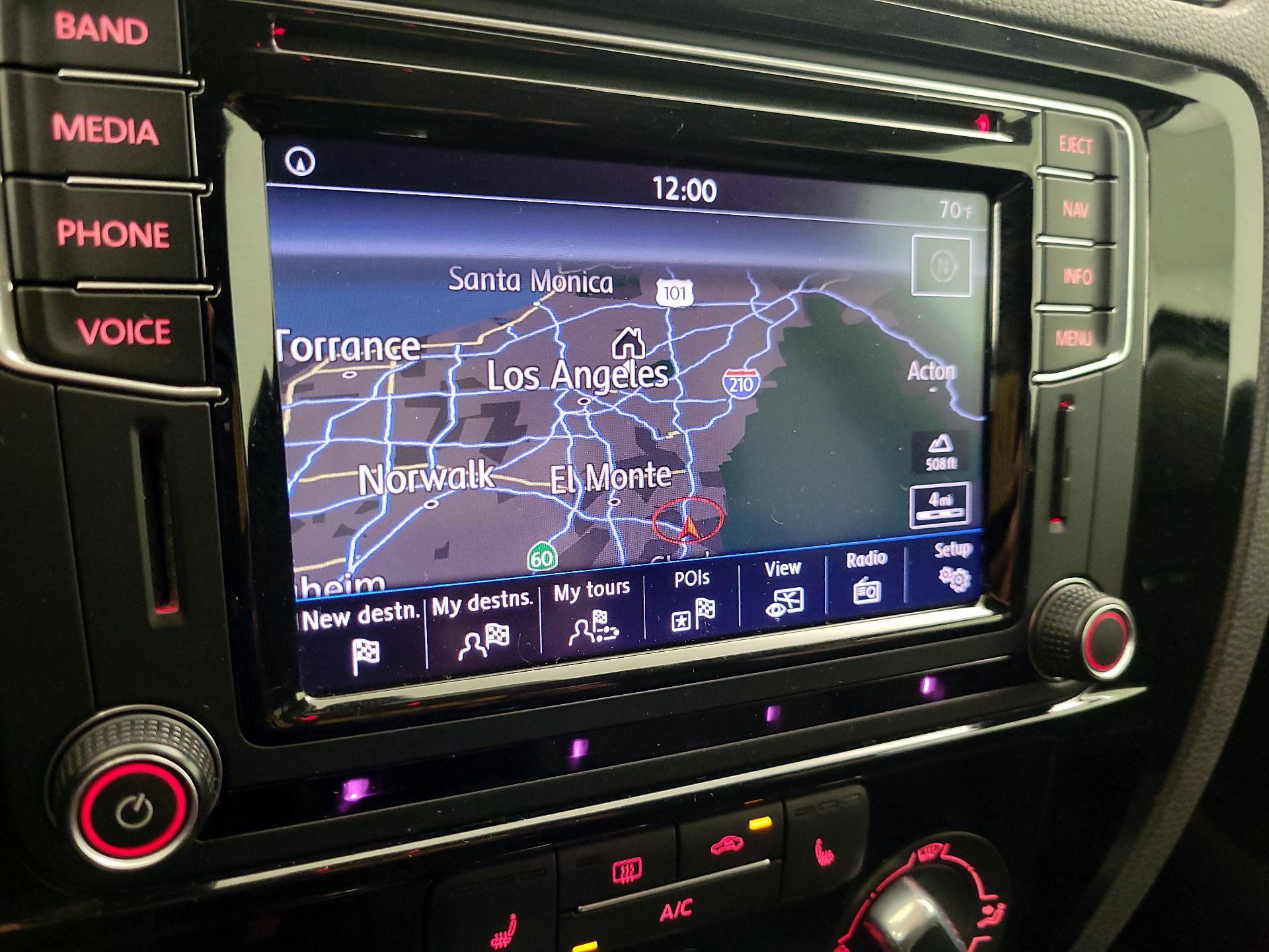 Thumbnail: 2016 Volkswagen Jetta - 14