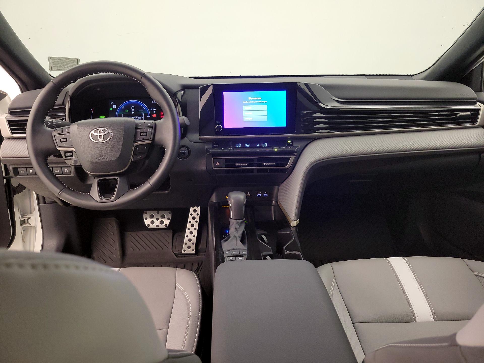 Thumbnail: 2025 Toyota Camry - 9