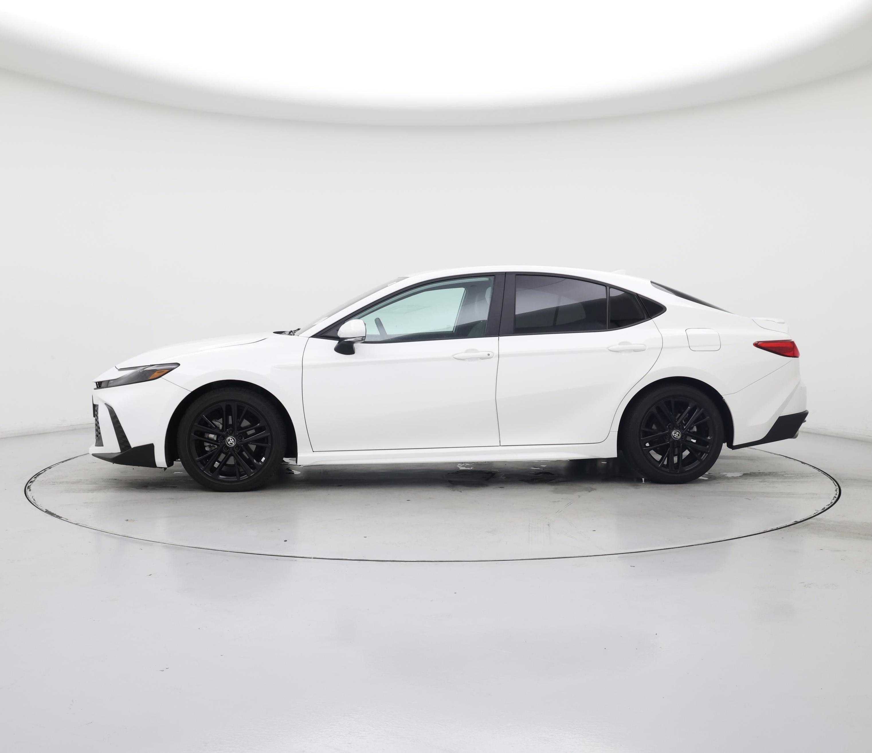 Thumbnail: 2025 Toyota Camry - 3