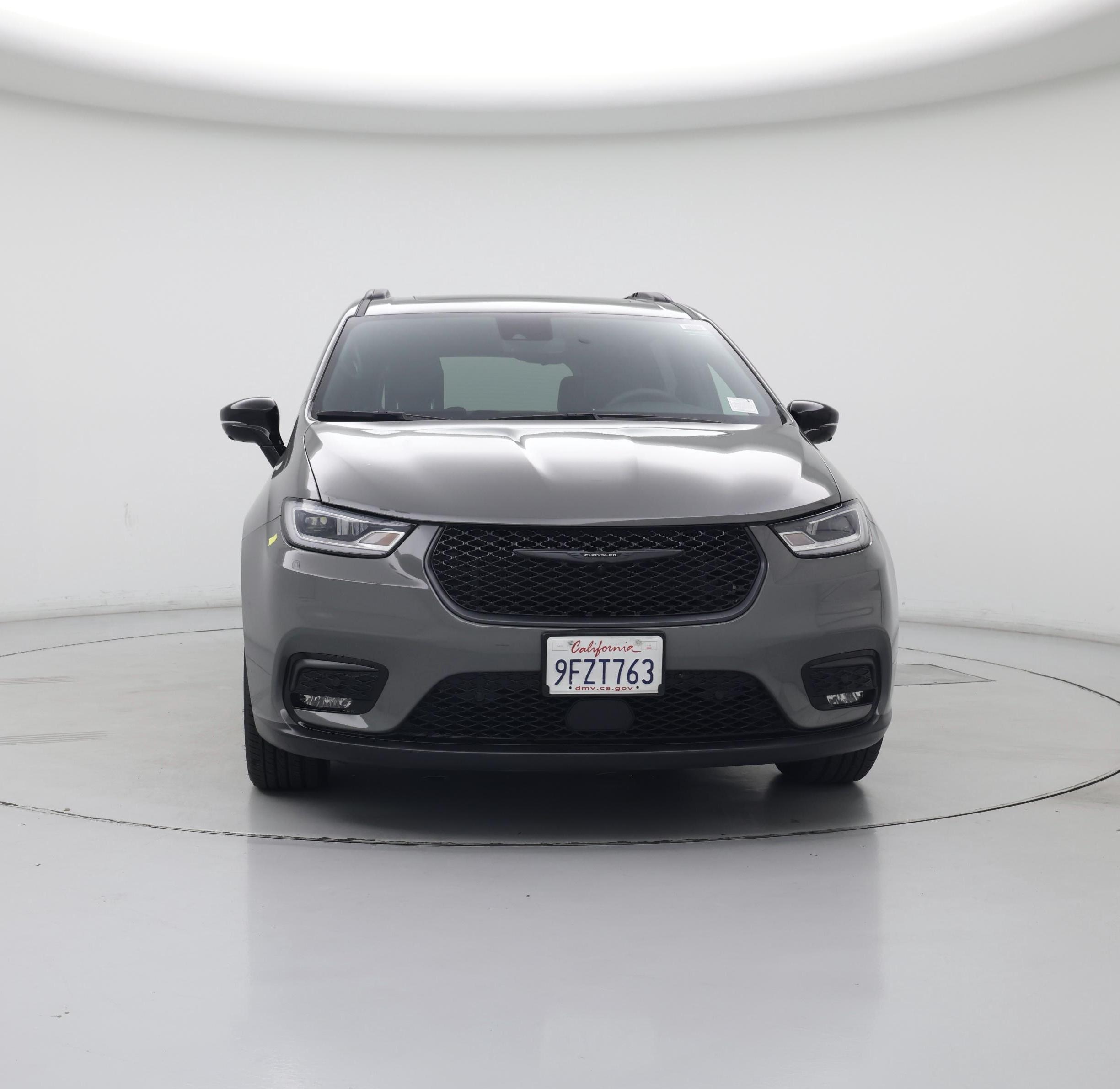 Thumbnail: 2023 Chrysler Pacifica - 5