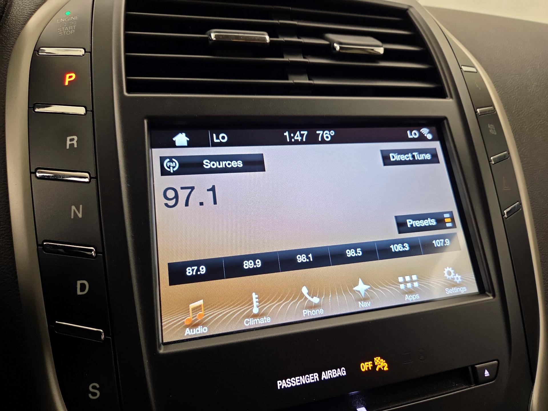 Thumbnail: 2017 Lincoln MKC - 16