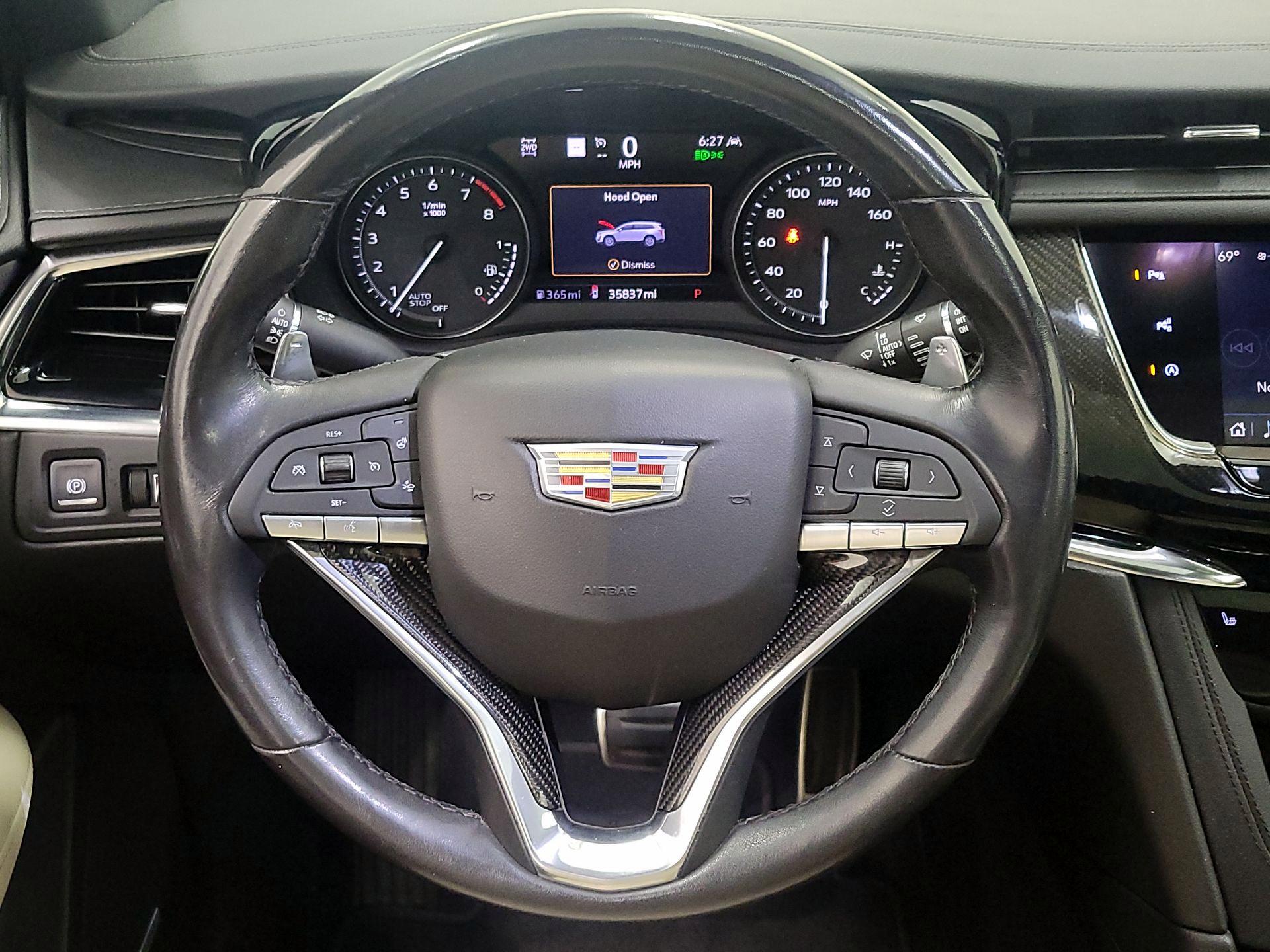 Thumbnail: 2020 Cadillac XT6 - 10