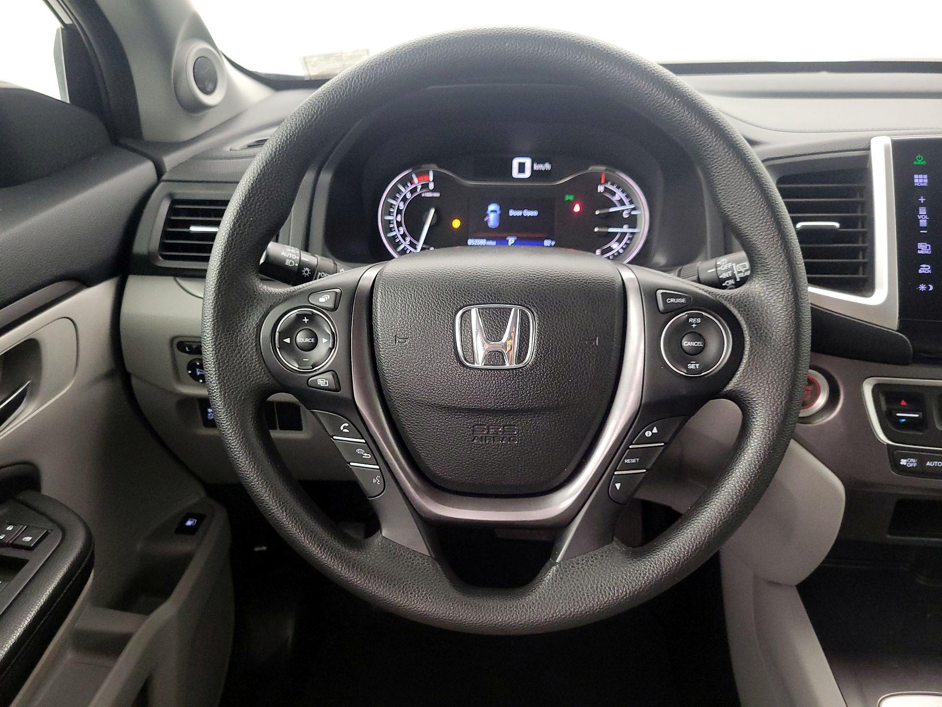 Thumbnail: 2016 Honda Pilot - 10