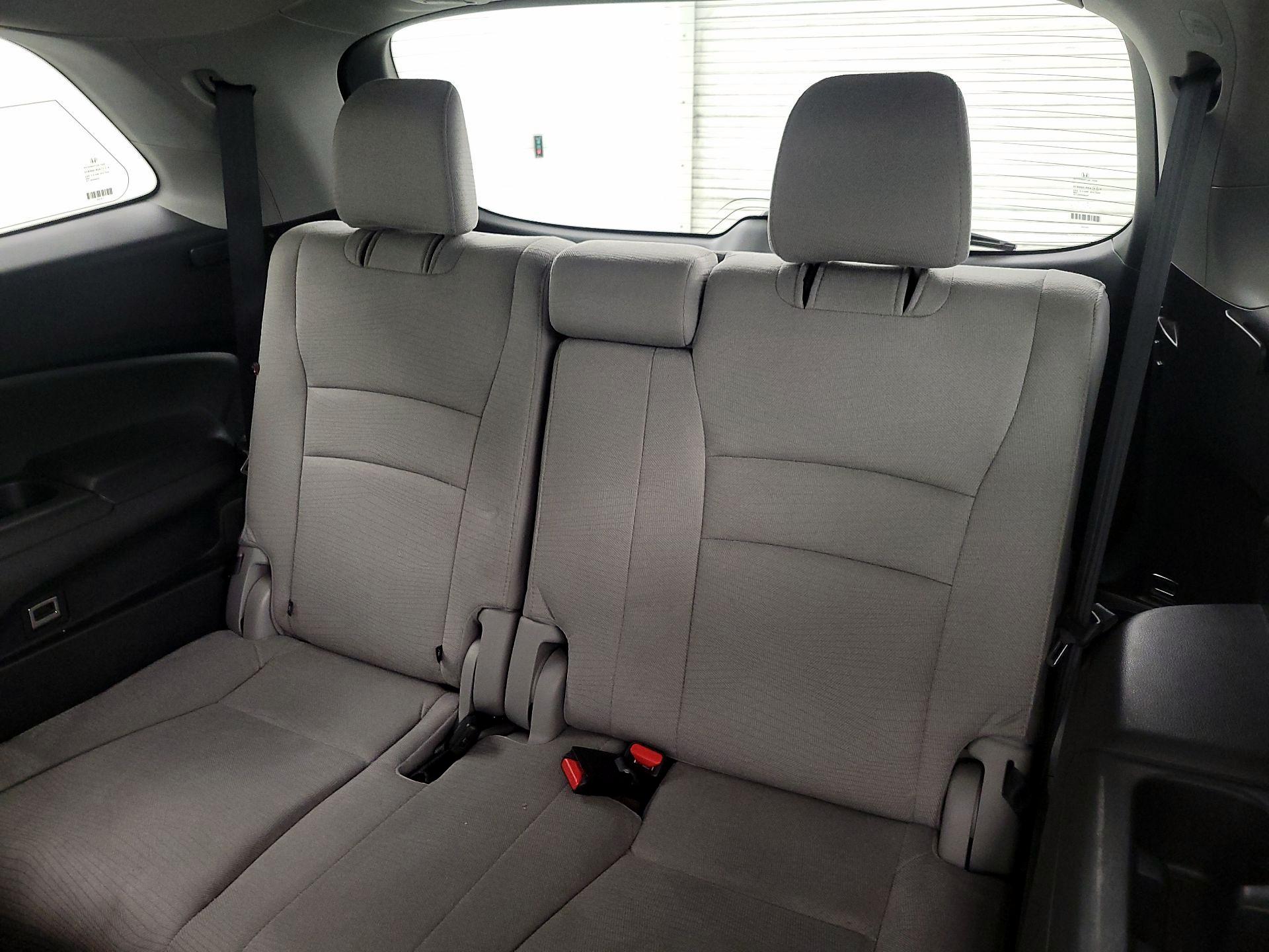Thumbnail: 2016 Honda Pilot - 20