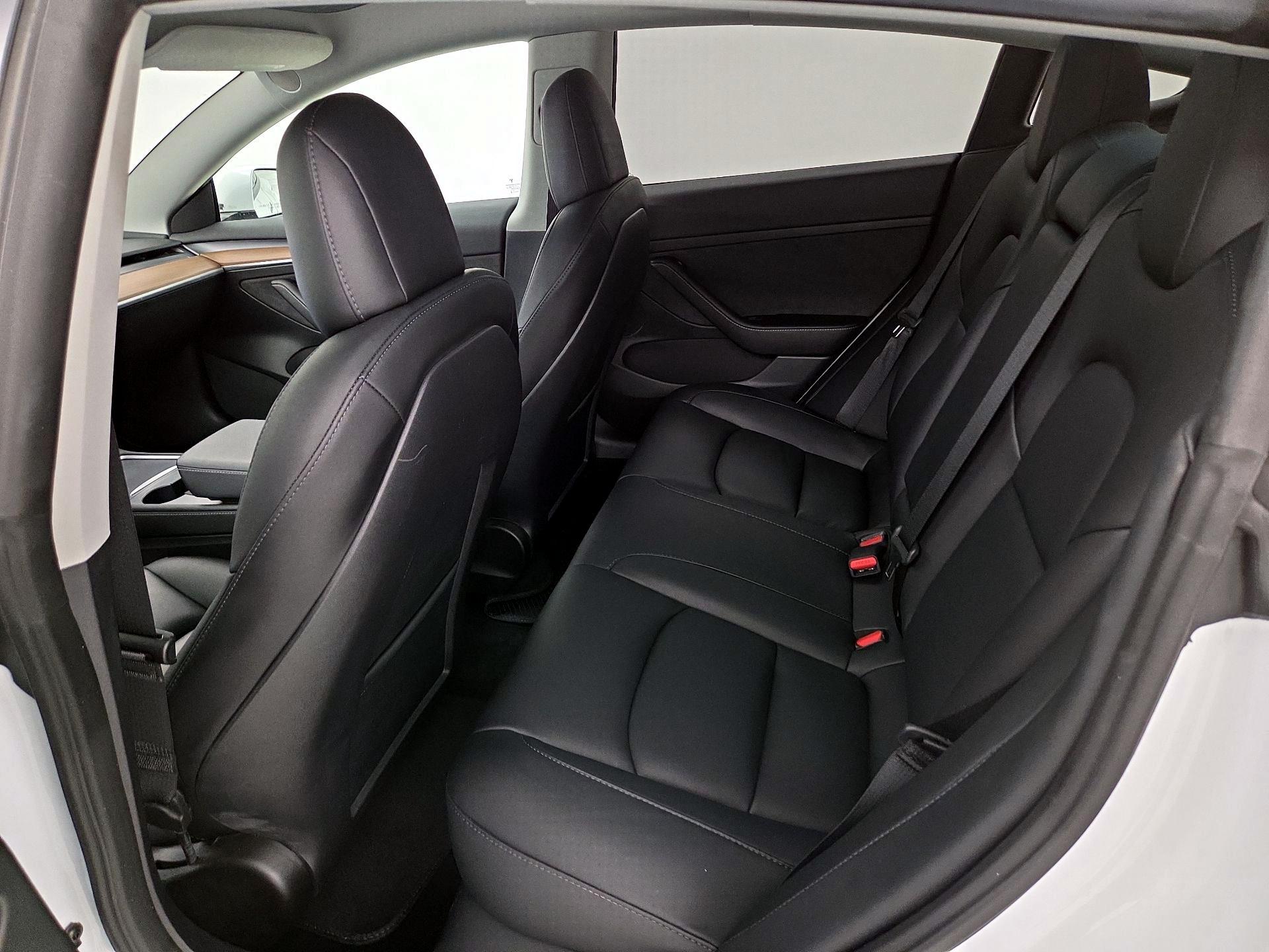 Thumbnail: 2023 Tesla Model 3 - 18
