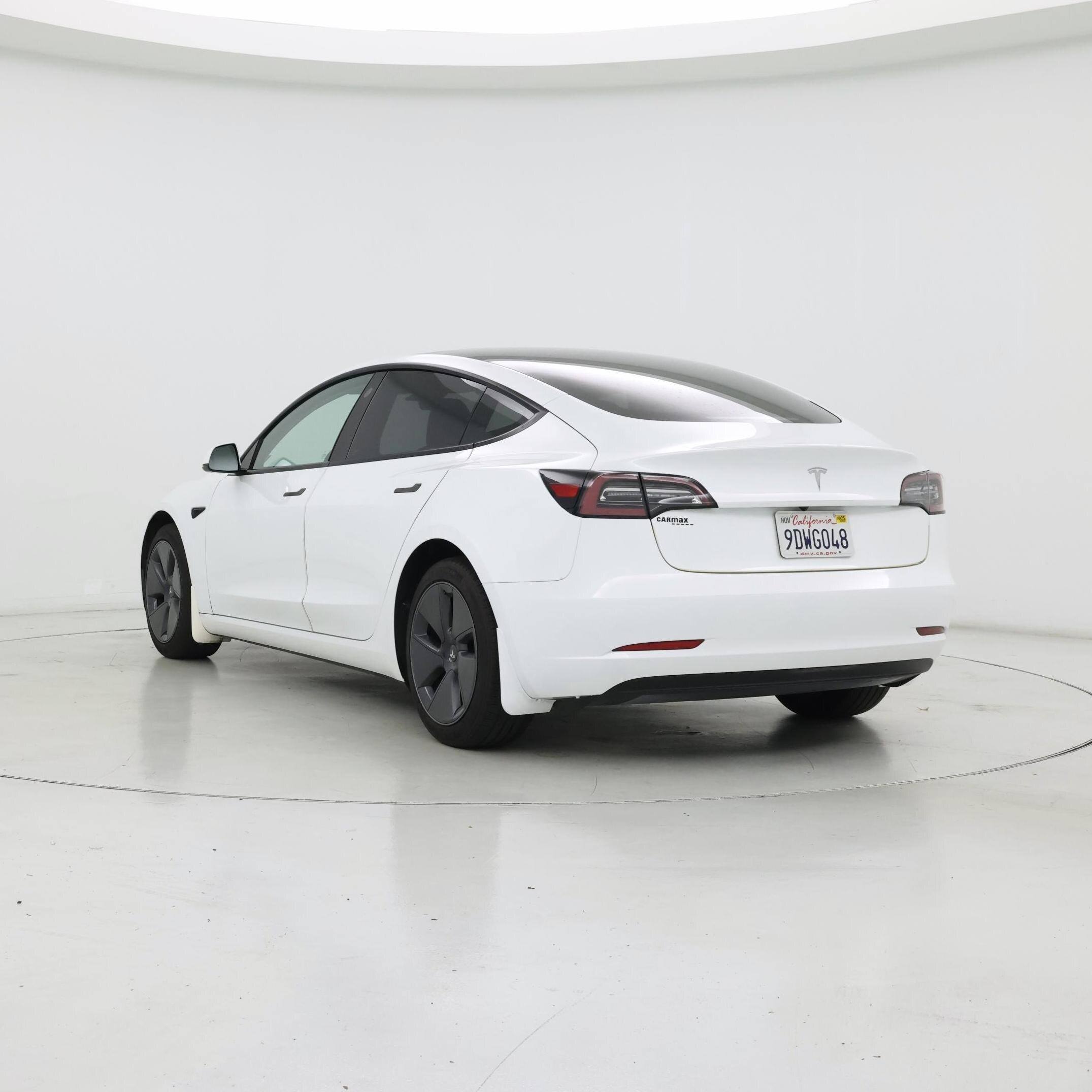 Thumbnail: 2023 Tesla Model 3 - 2