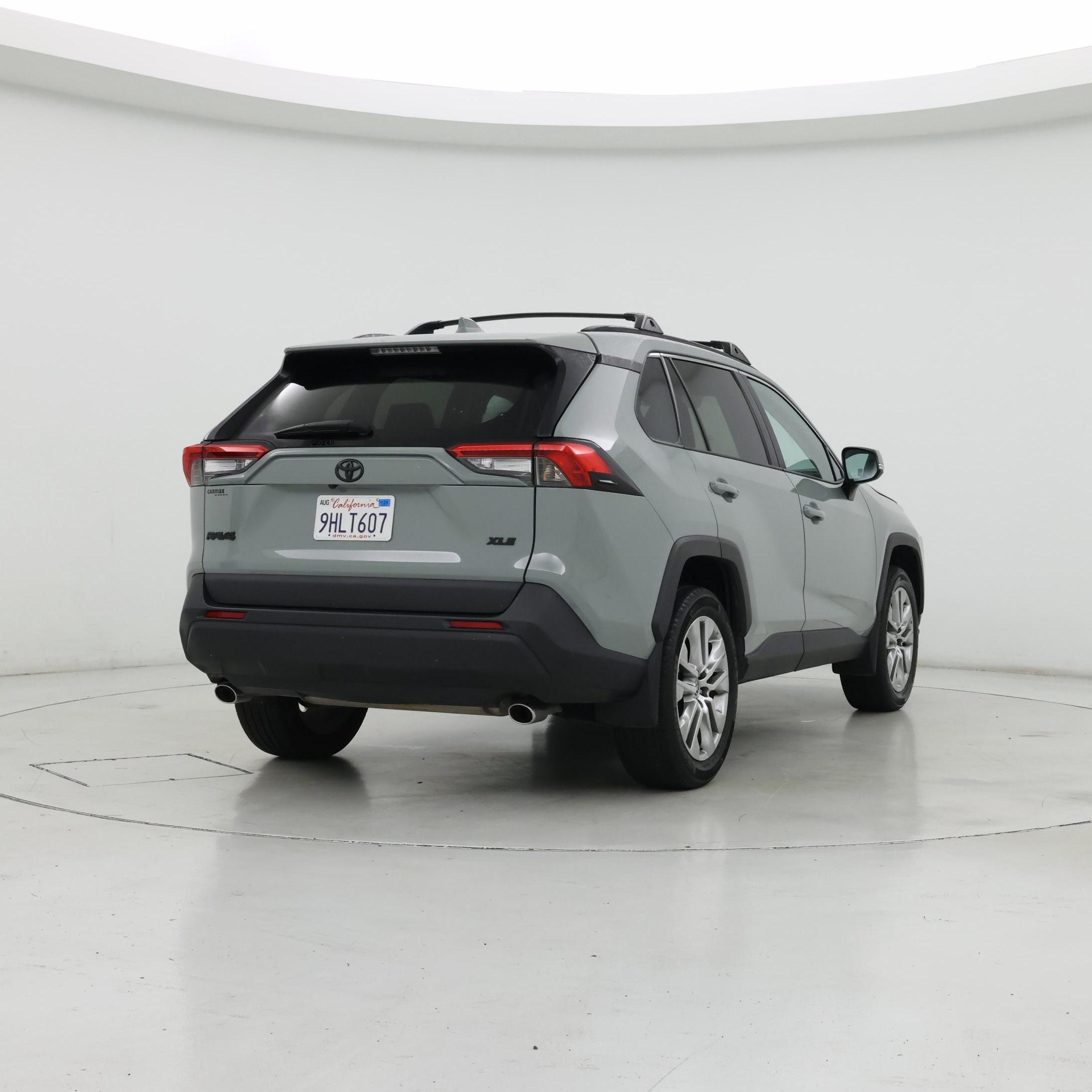 Thumbnail: 2023 Toyota RAV4 - 8