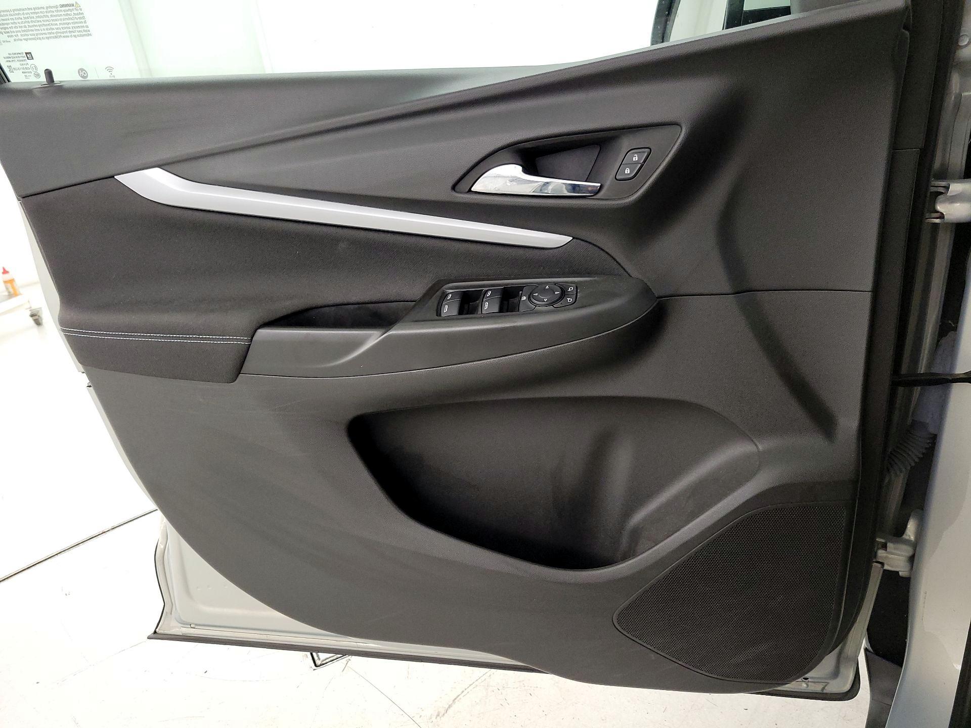 Thumbnail: 2022 Chevrolet Bolt EUV - 12