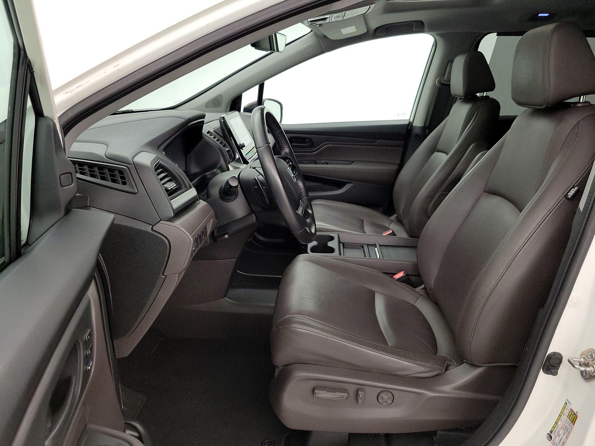 Thumbnail: 2019 Honda Odyssey - 11