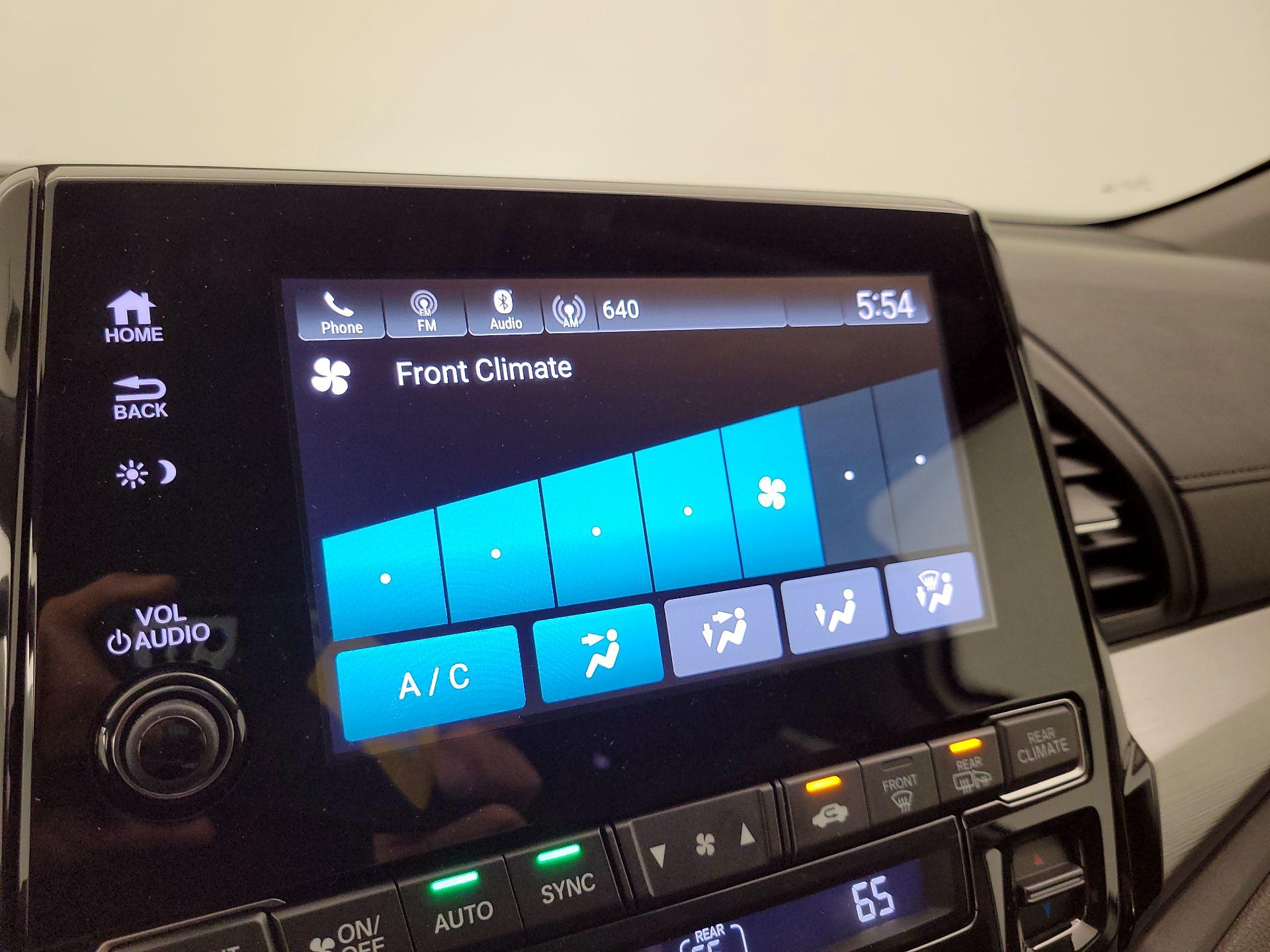 Thumbnail: 2019 Honda Odyssey - 16