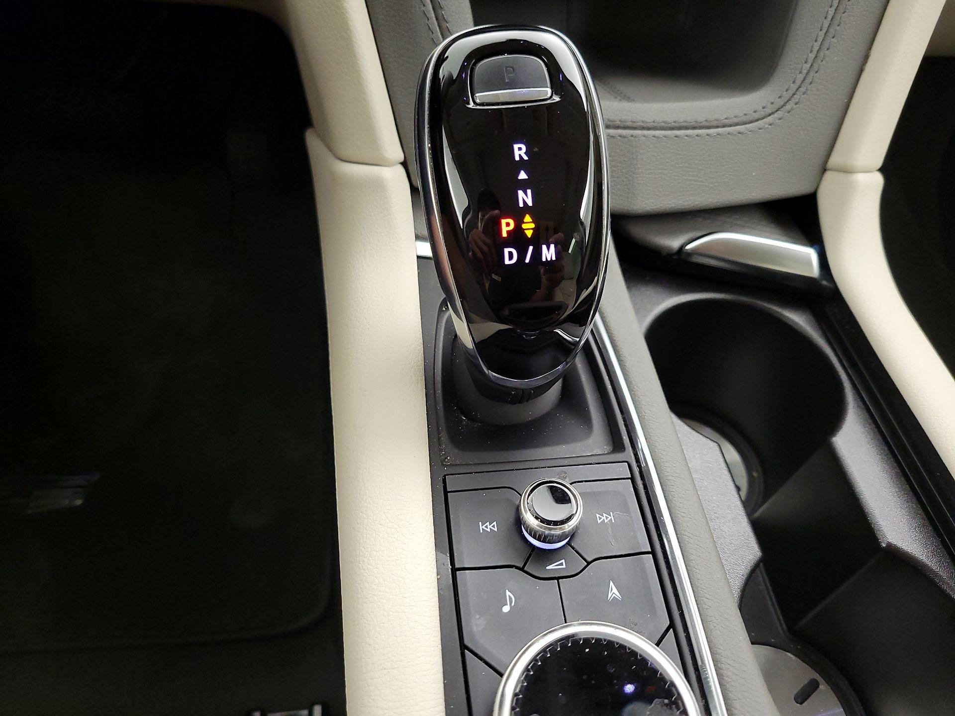 Thumbnail: 2021 Cadillac XT5 - 18