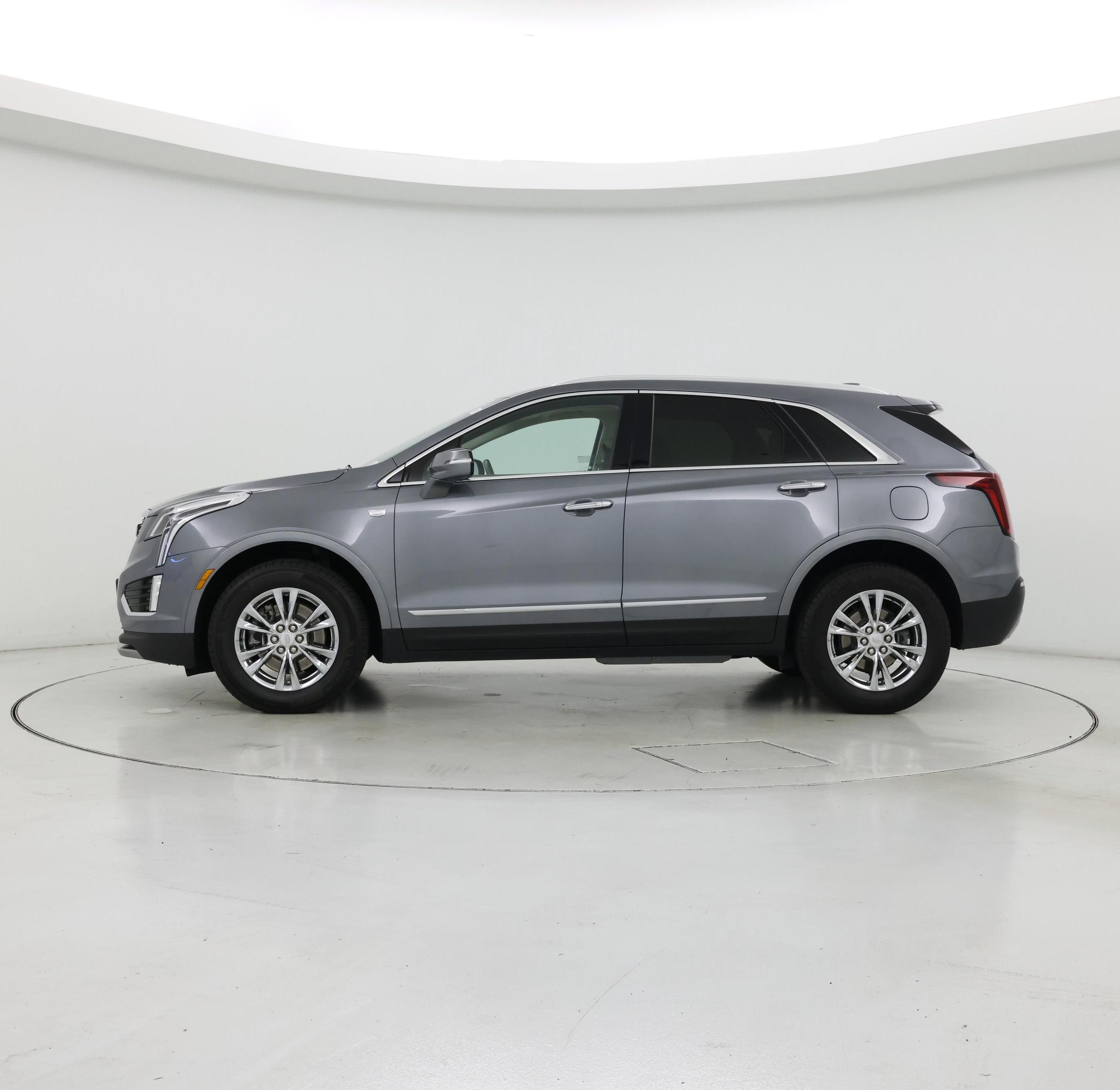 Thumbnail: 2021 Cadillac XT5 - 3