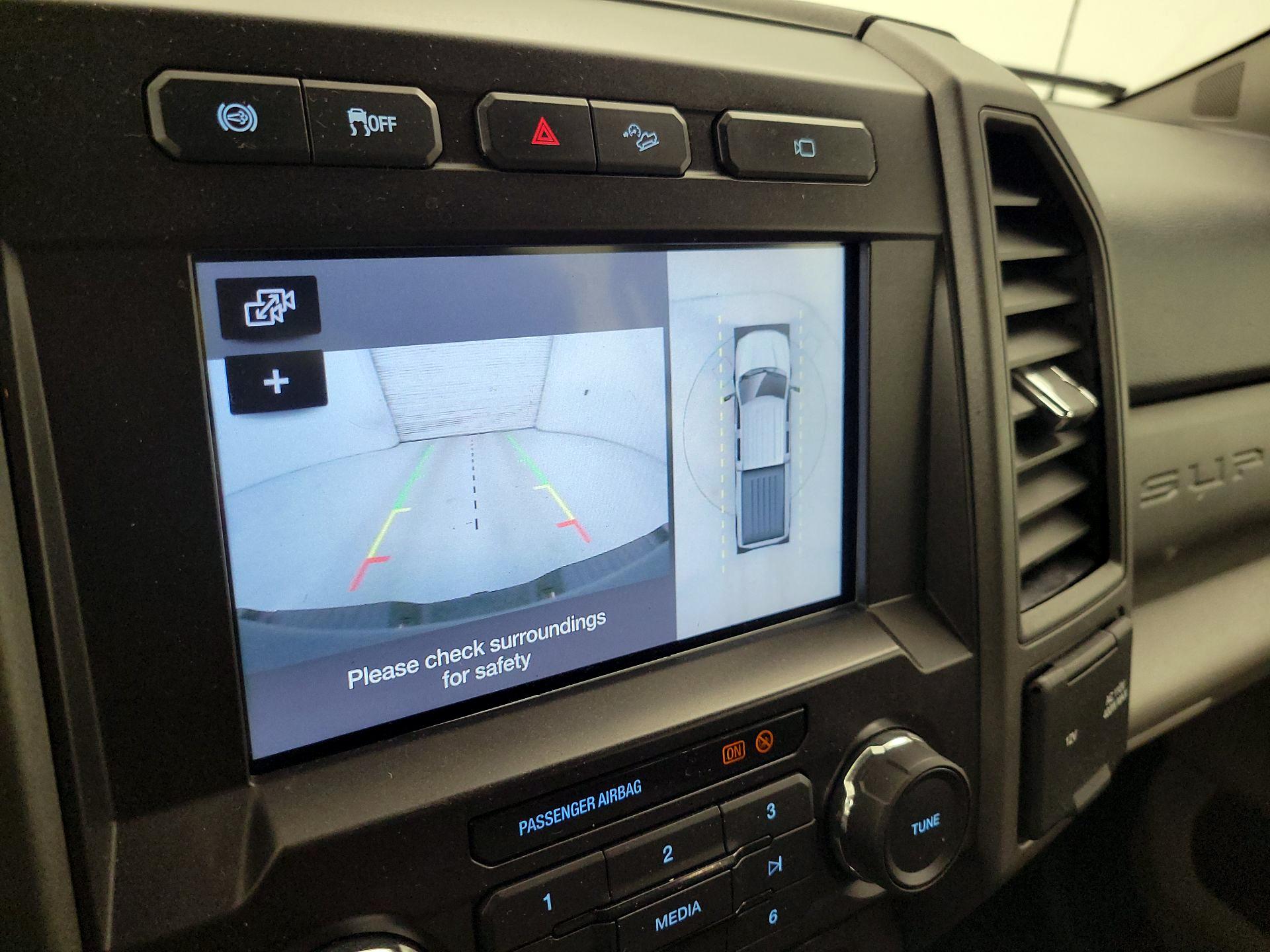 Thumbnail: 2019 Ford F-250 - 12