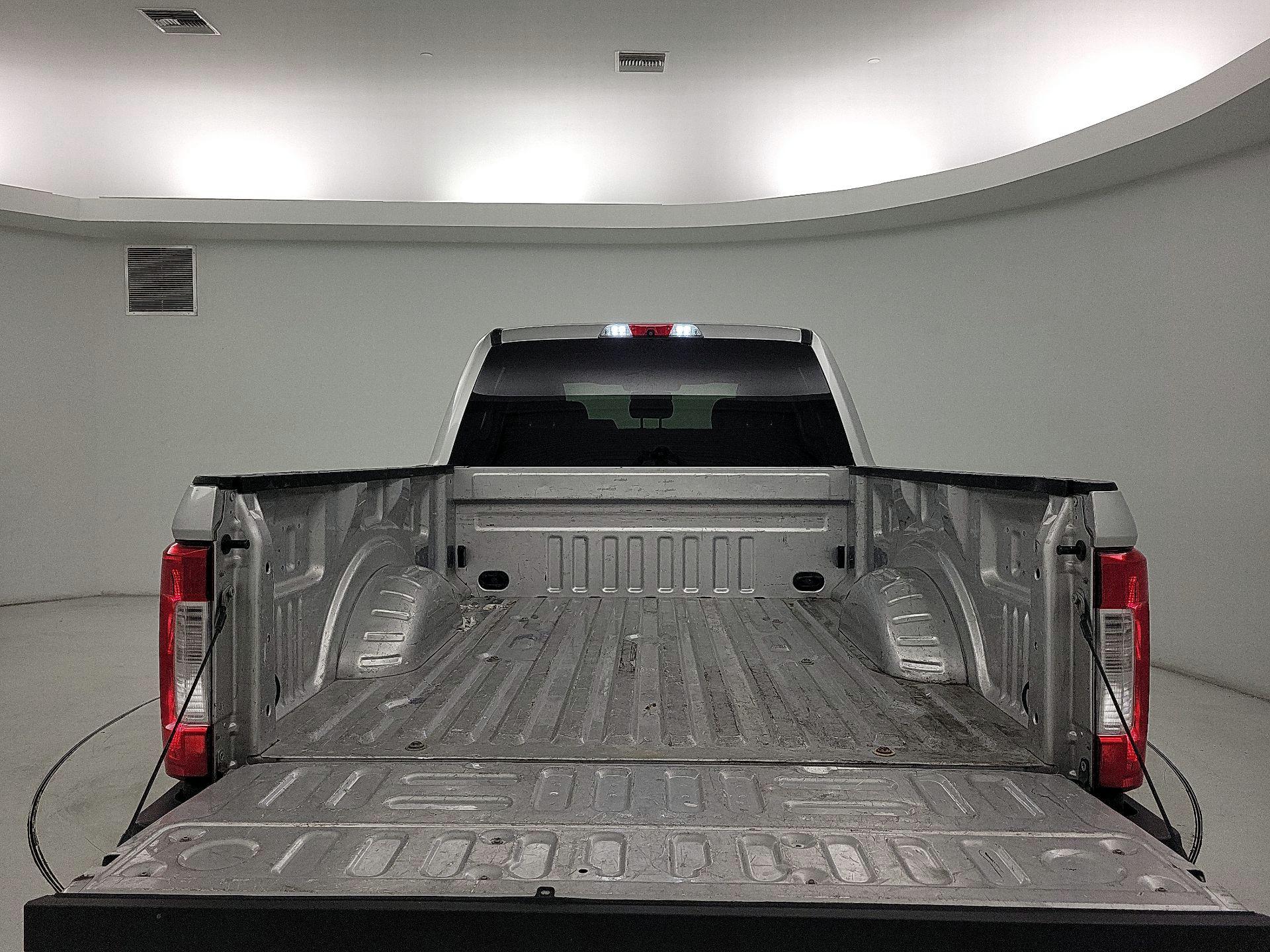 Thumbnail: 2019 Ford F-250 - 18