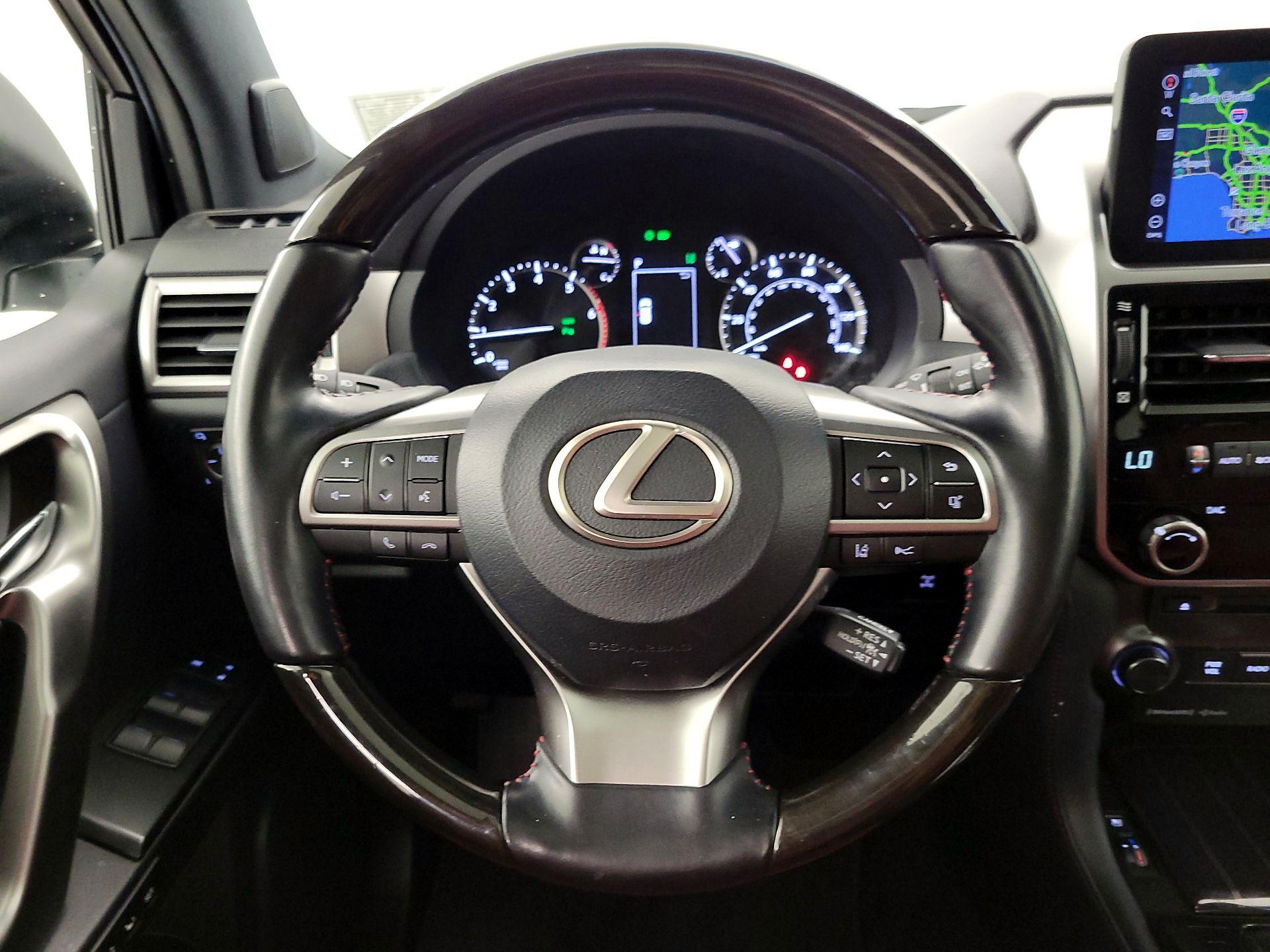 Thumbnail: 2022 Lexus GX - 10
