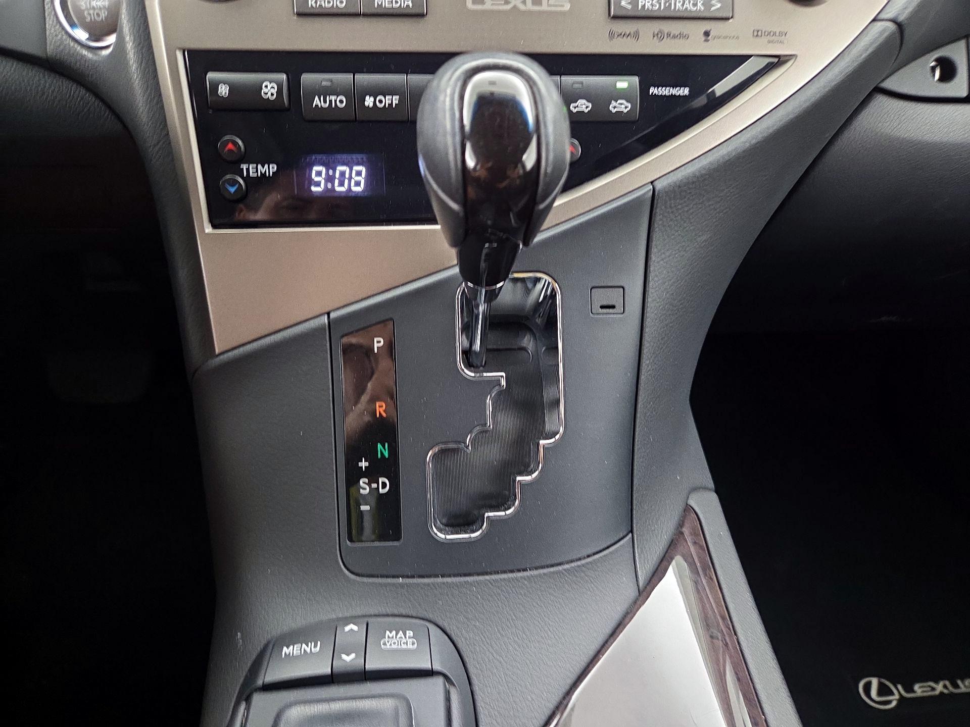 Thumbnail: 2015 Lexus RX - 18