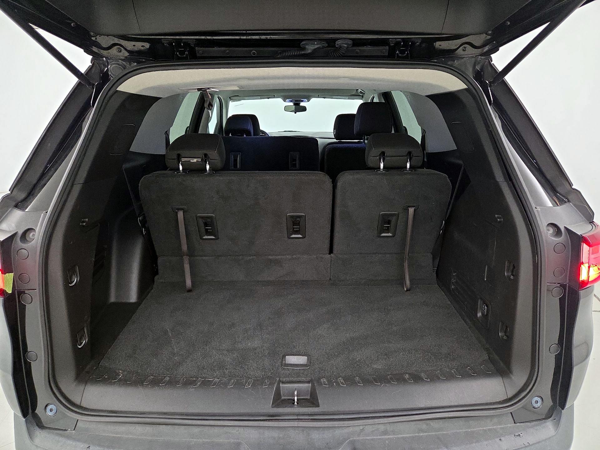 Thumbnail: 2019 Chevrolet Traverse - 20