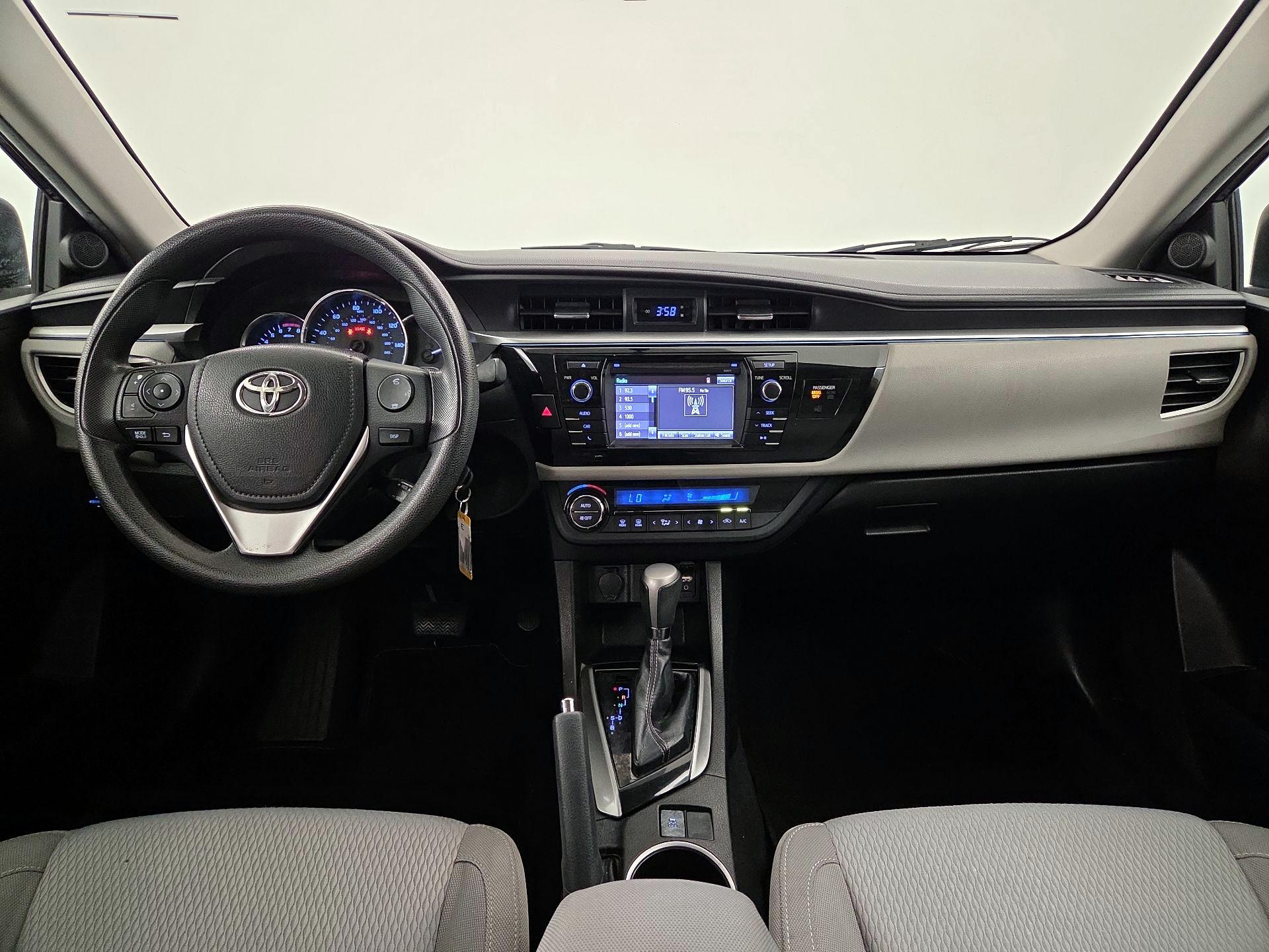 Thumbnail: 2016 Toyota Corolla - 9