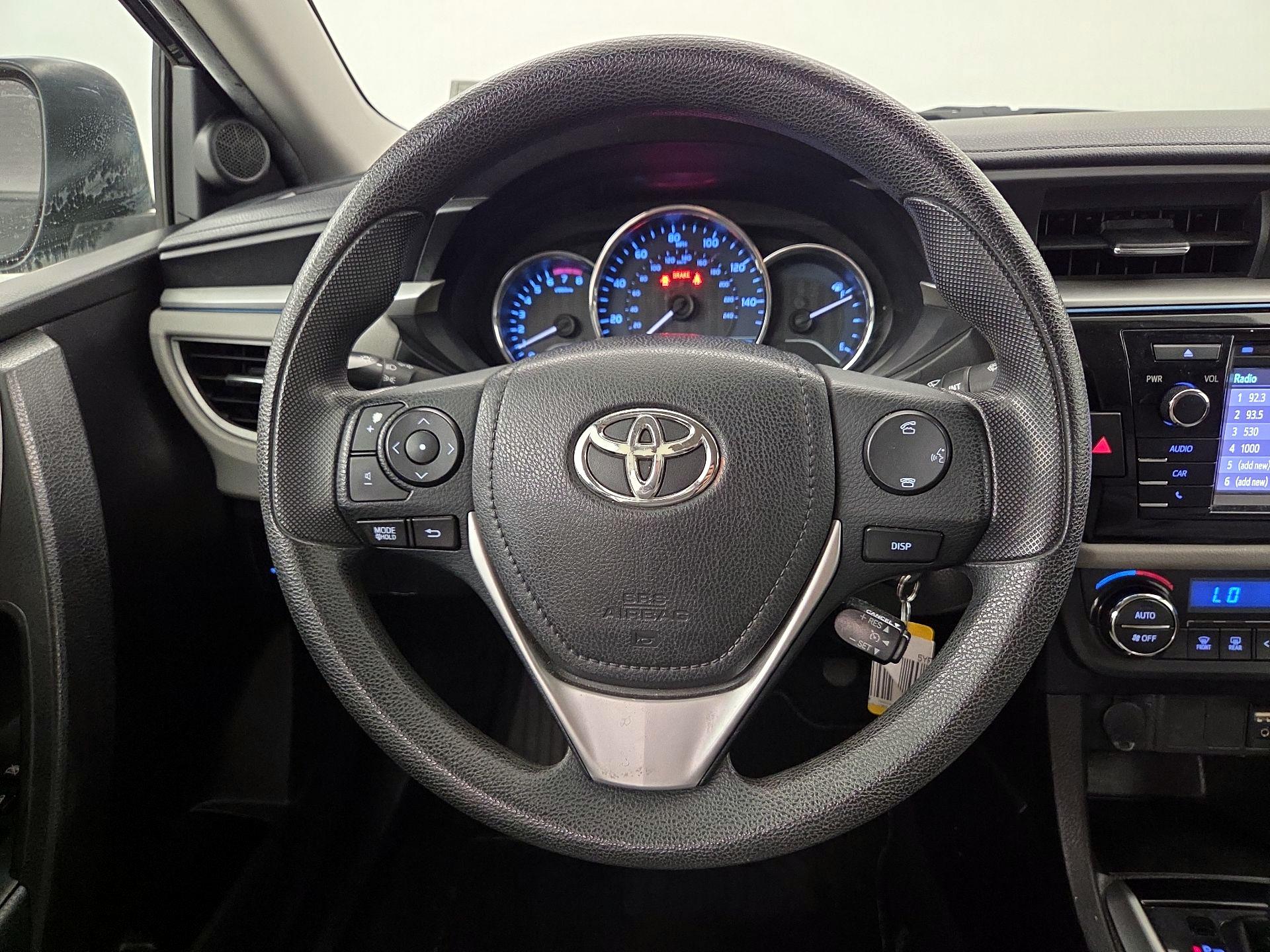 Thumbnail: 2016 Toyota Corolla - 10