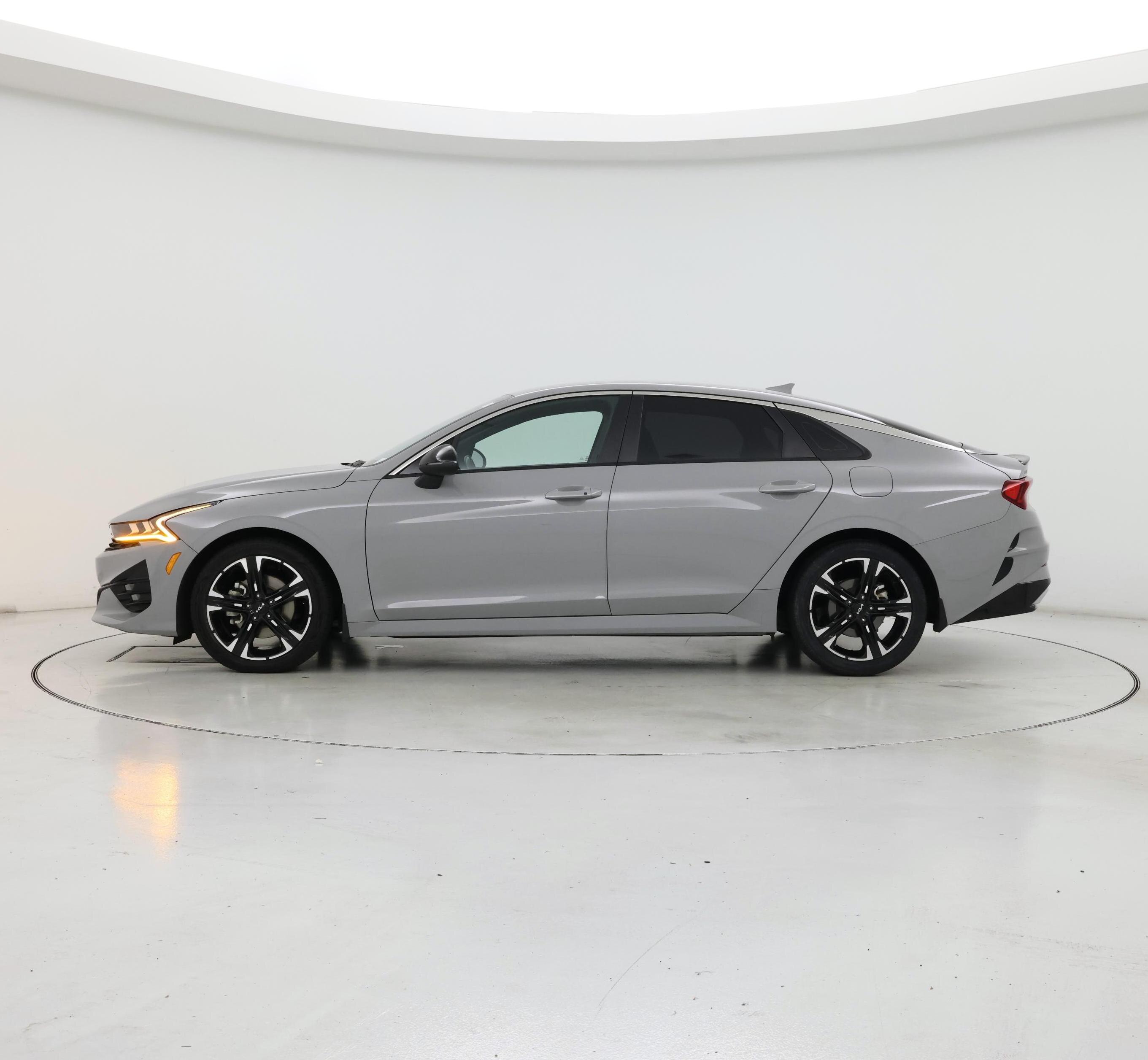 Thumbnail: 2024 Kia K5 - 3