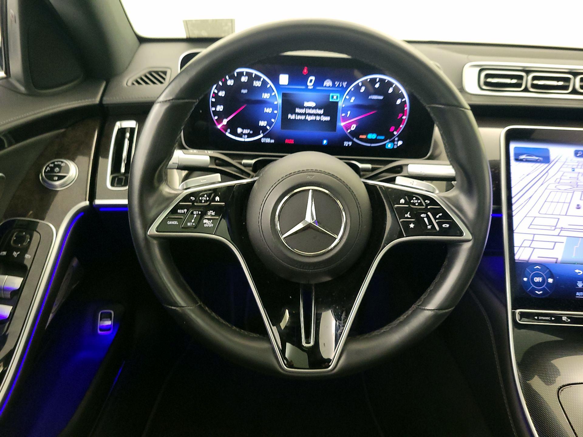 Thumbnail: 2022 Mercedes-Benz S-Class - 10