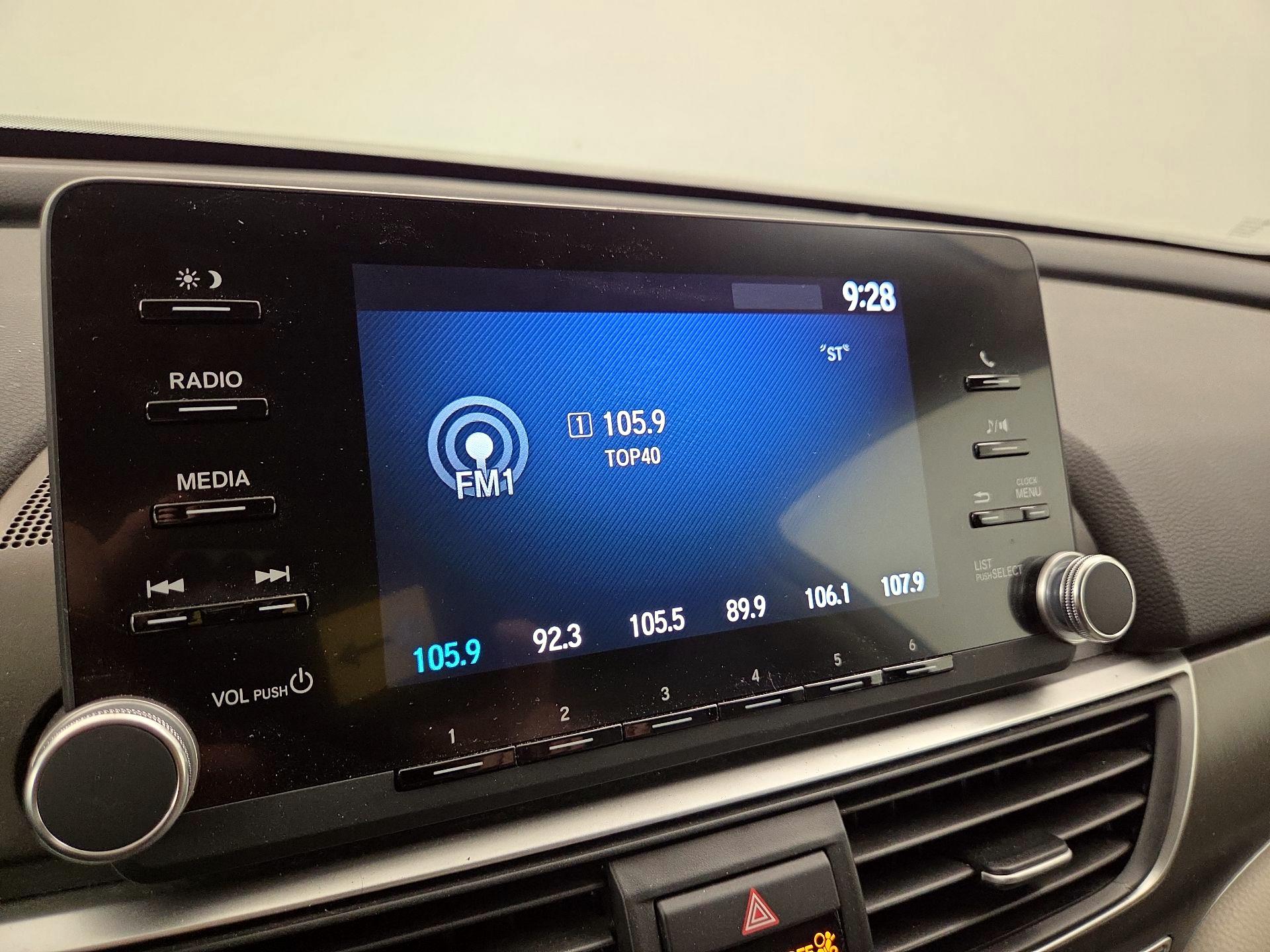 Thumbnail: 2018 Honda Accord - 15