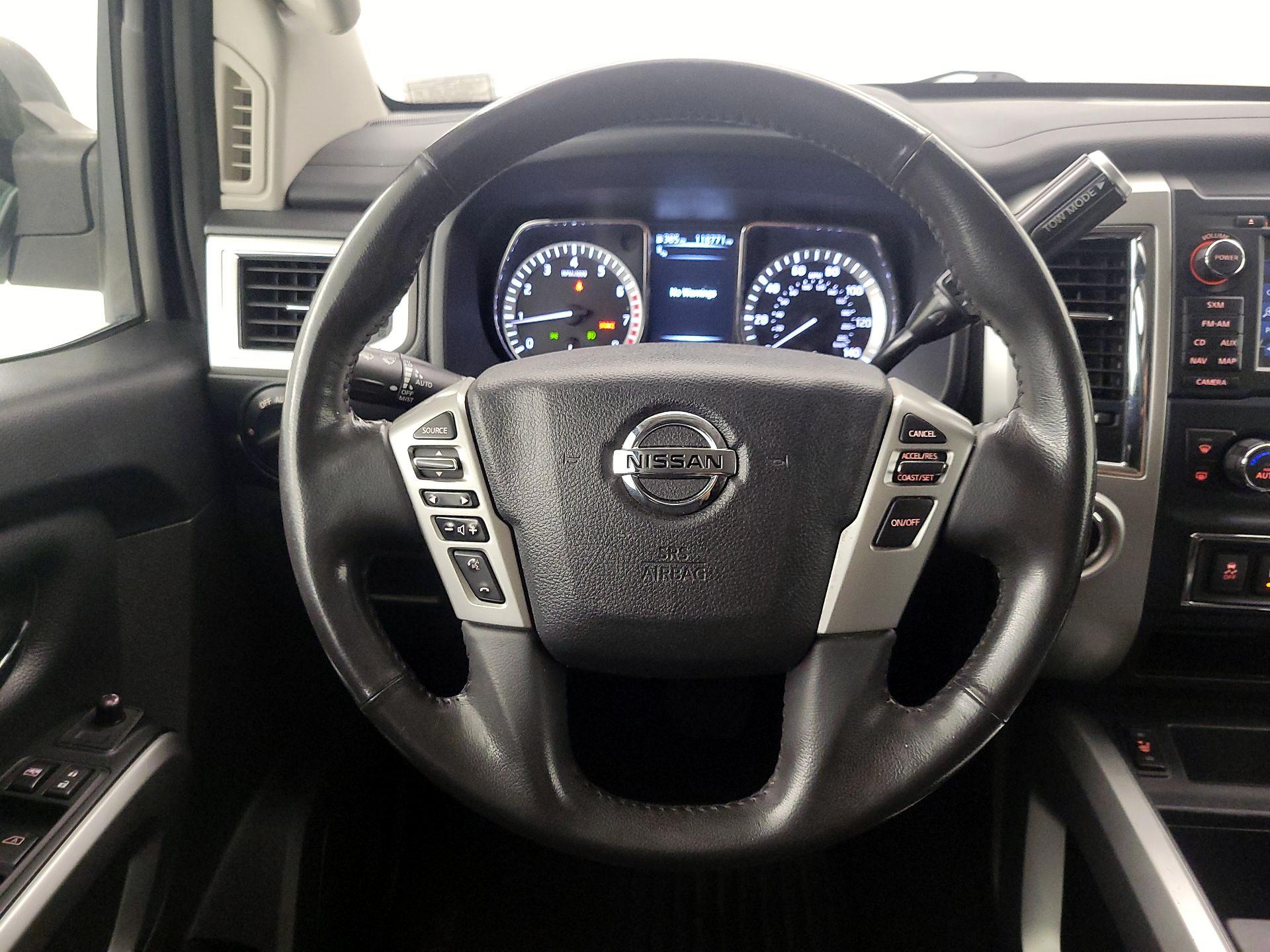 Thumbnail: 2017 Nissan Titan - 10