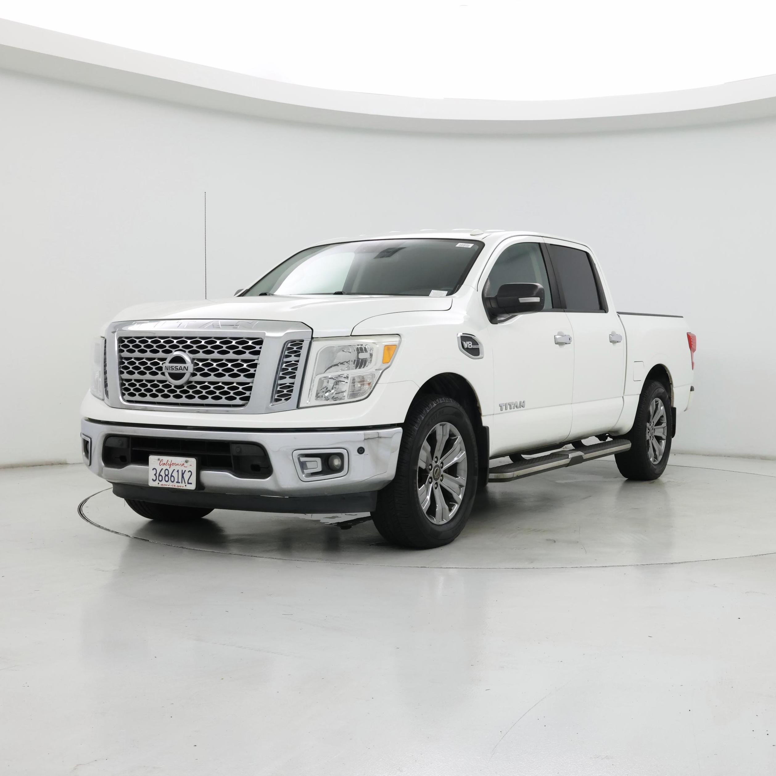Thumbnail: 2017 Nissan Titan - 4