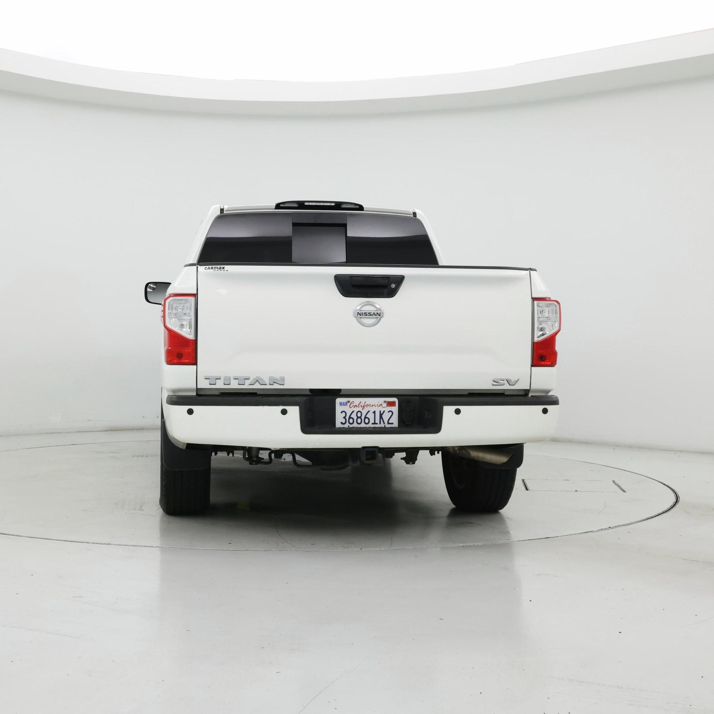 Thumbnail: 2017 Nissan Titan - 6