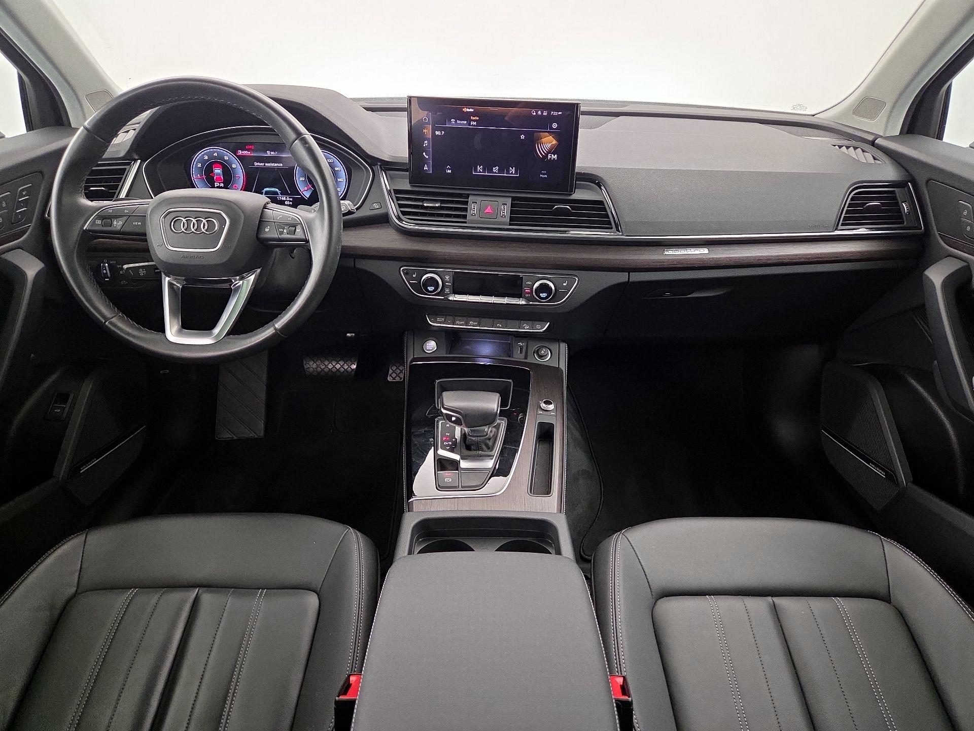 Thumbnail: 2023 Audi Q5 - 9