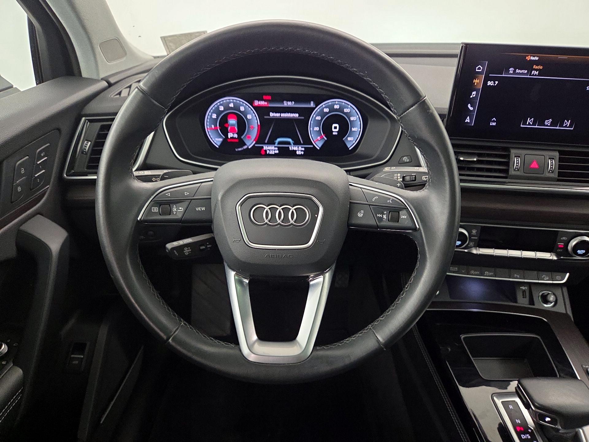 Thumbnail: 2023 Audi Q5 - 10